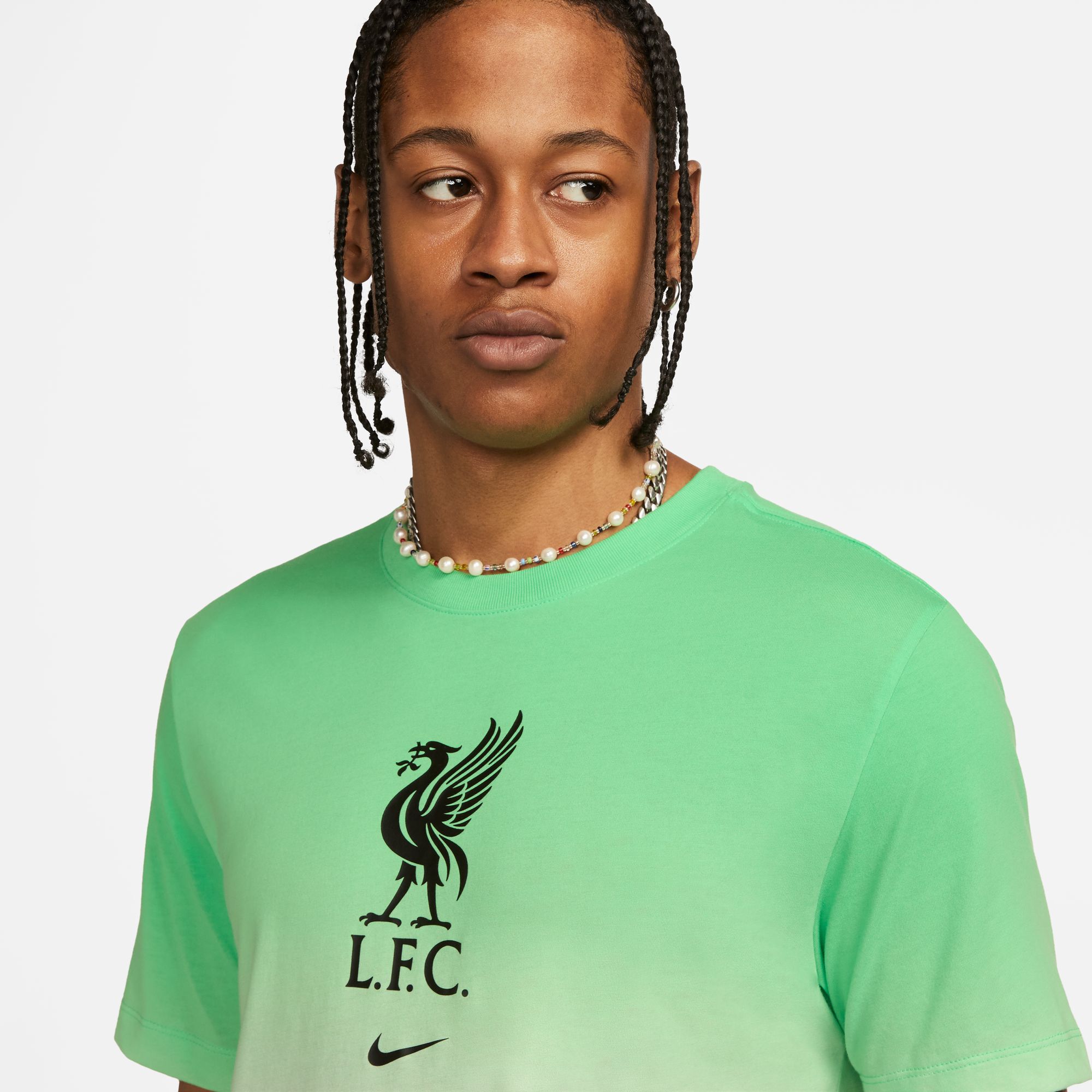 ليفربول FC كريست image number 1