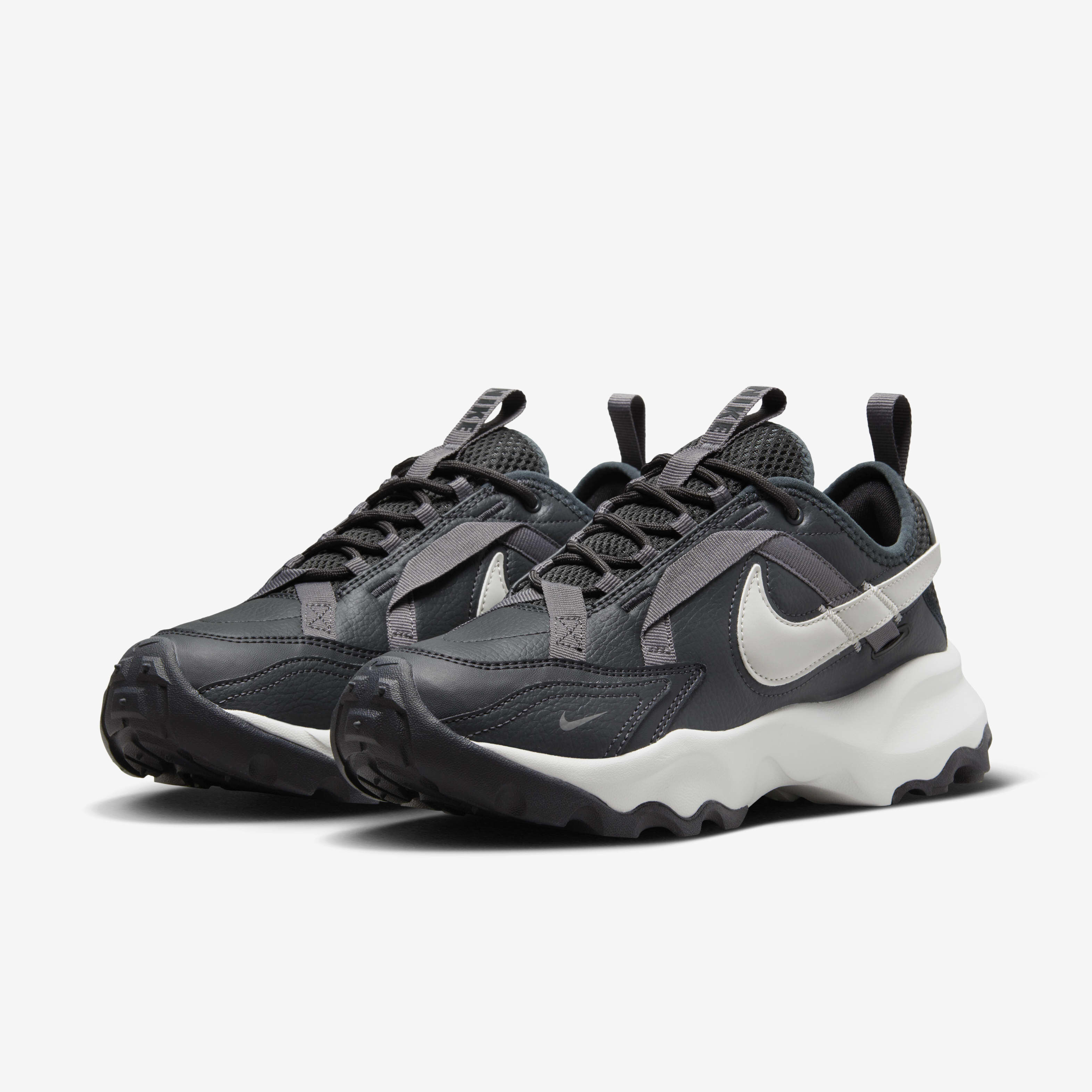 Buy Nike TC 7900 Women's shoes - Anthracite/Platinum Tint