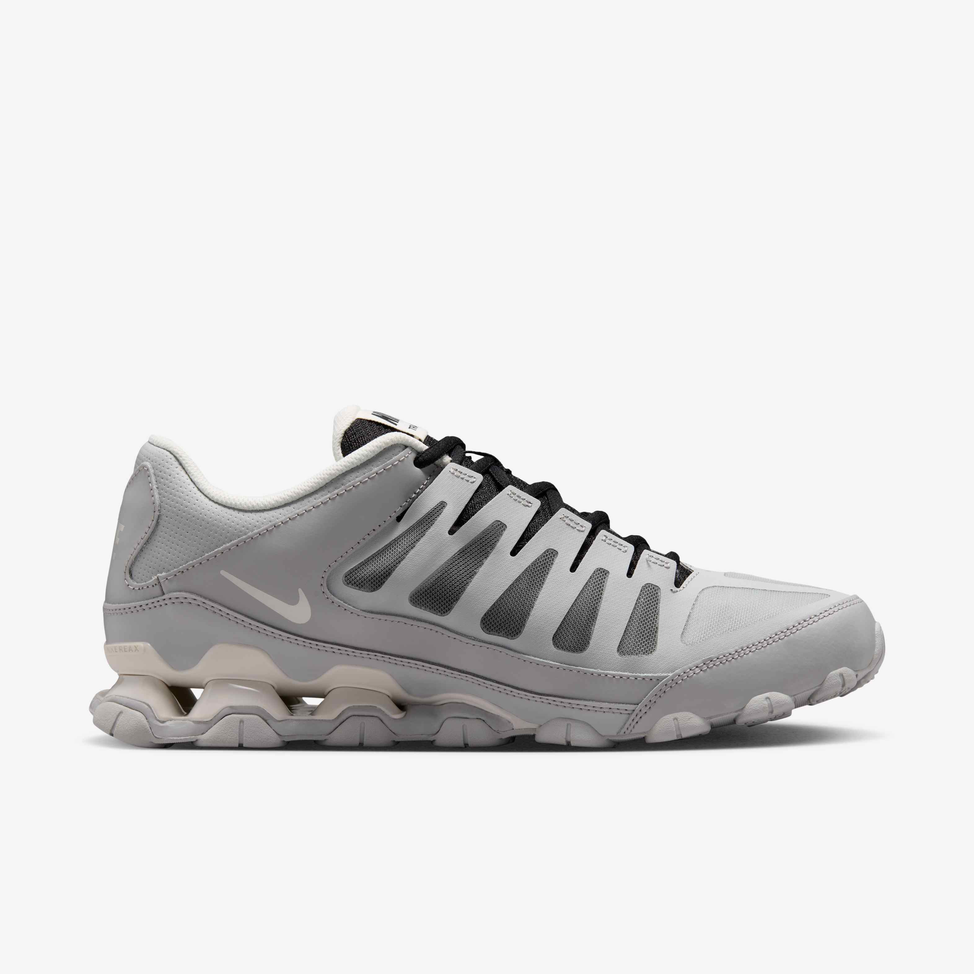 Nike Reax 8 TR image number 2