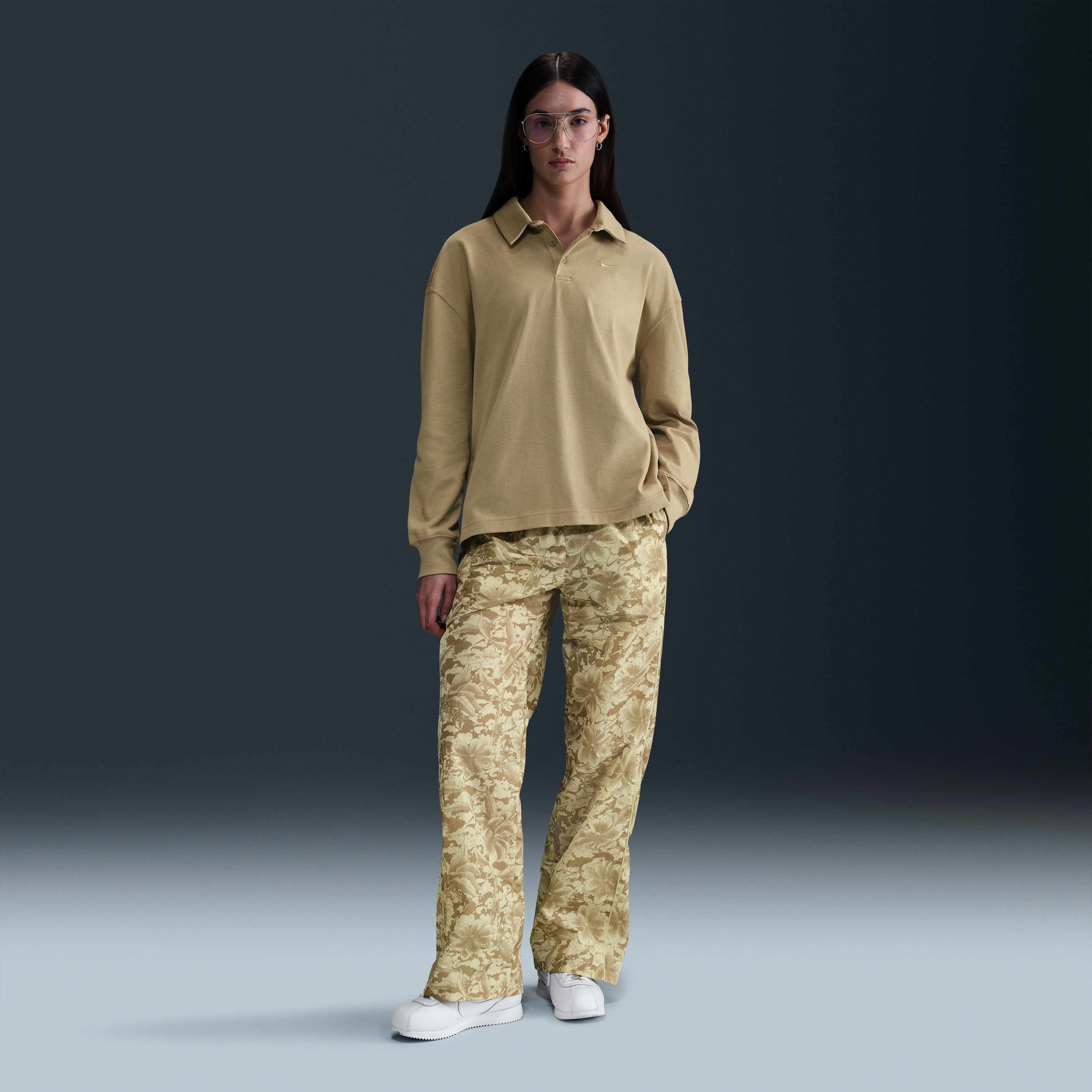 نايكي سبورتسوير ايسنشال image number 3