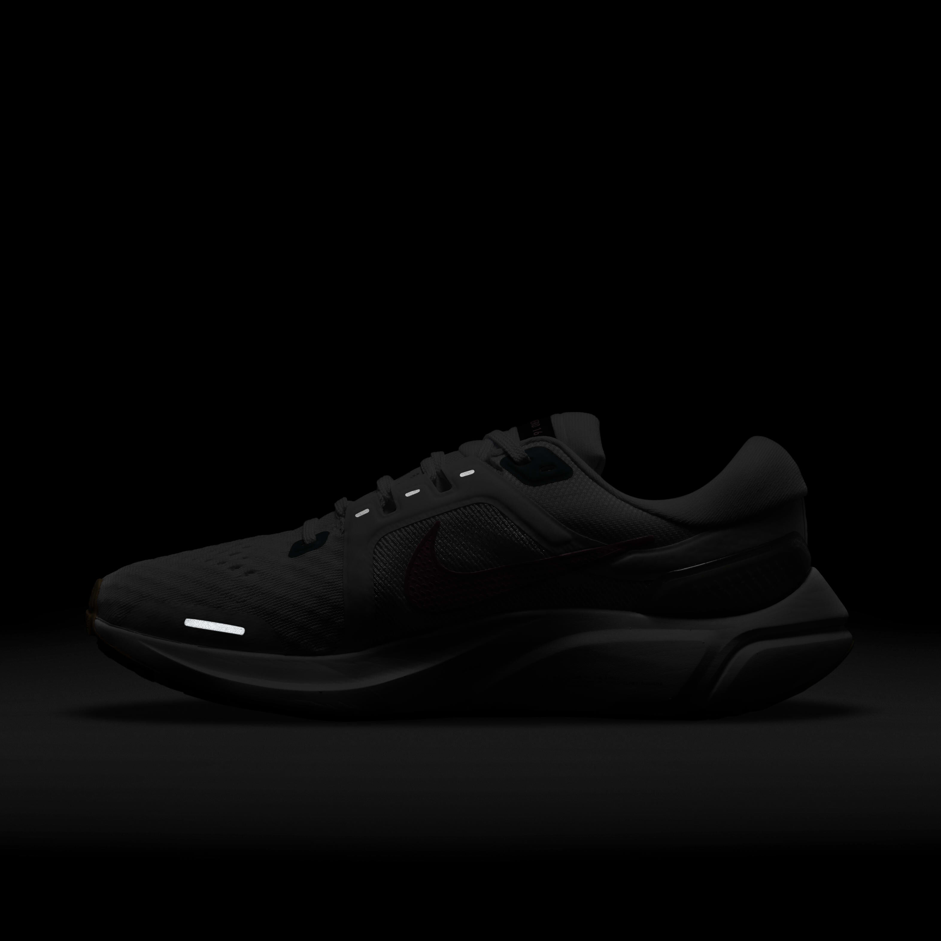 Nike Vomero 16 image number 10