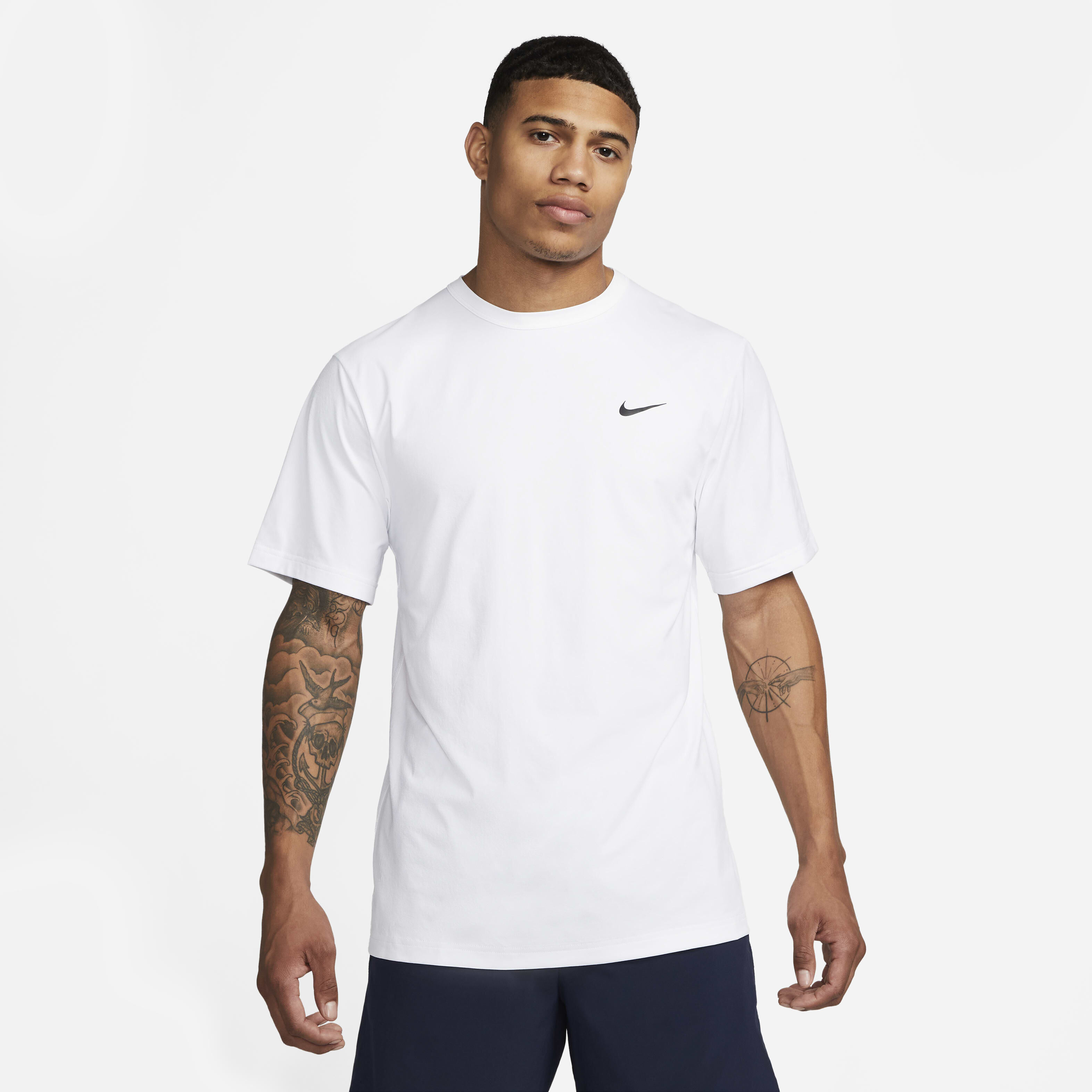 Shop Training and Gym Tops Online in UAE Nike Gym Wear