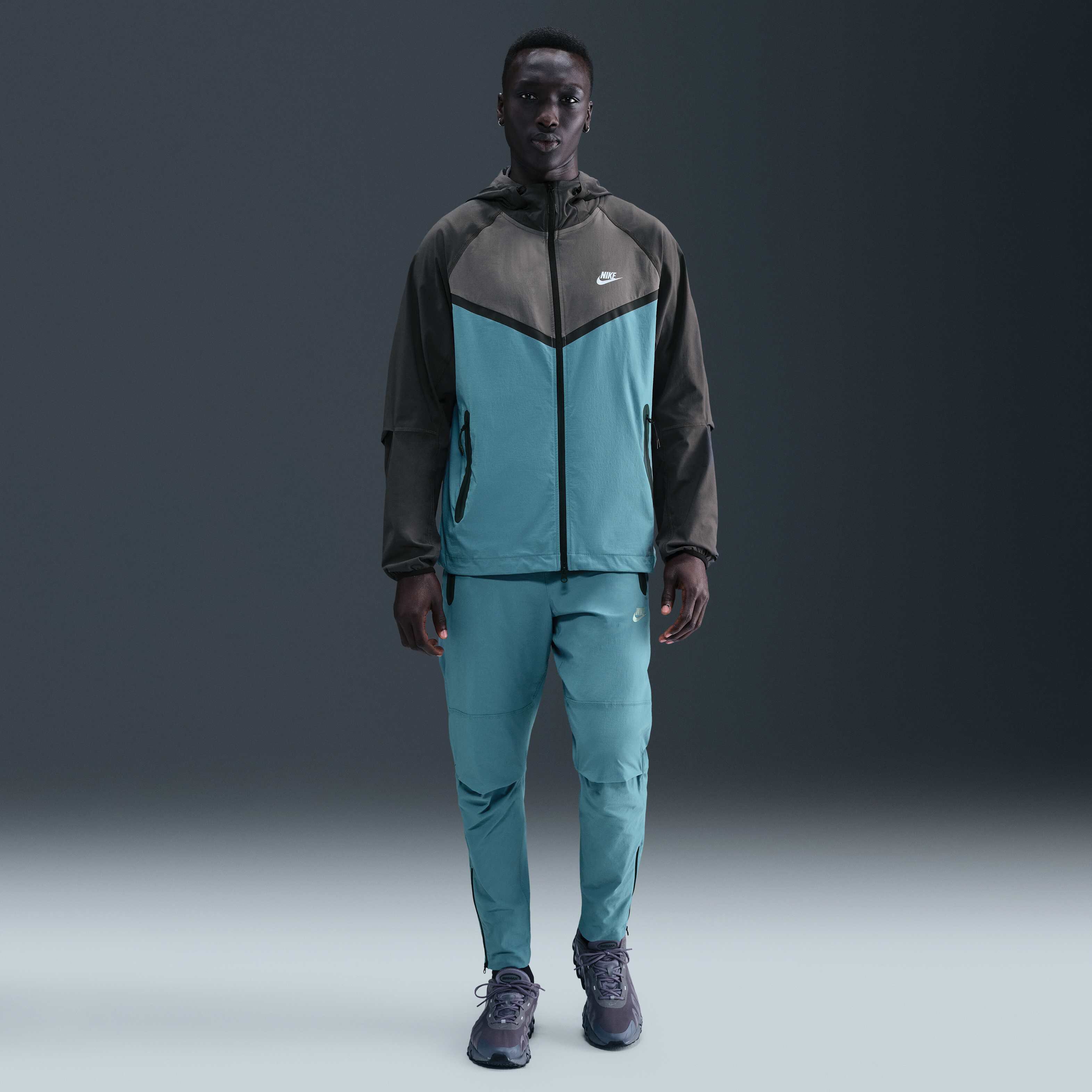 Nike Tech image number 3