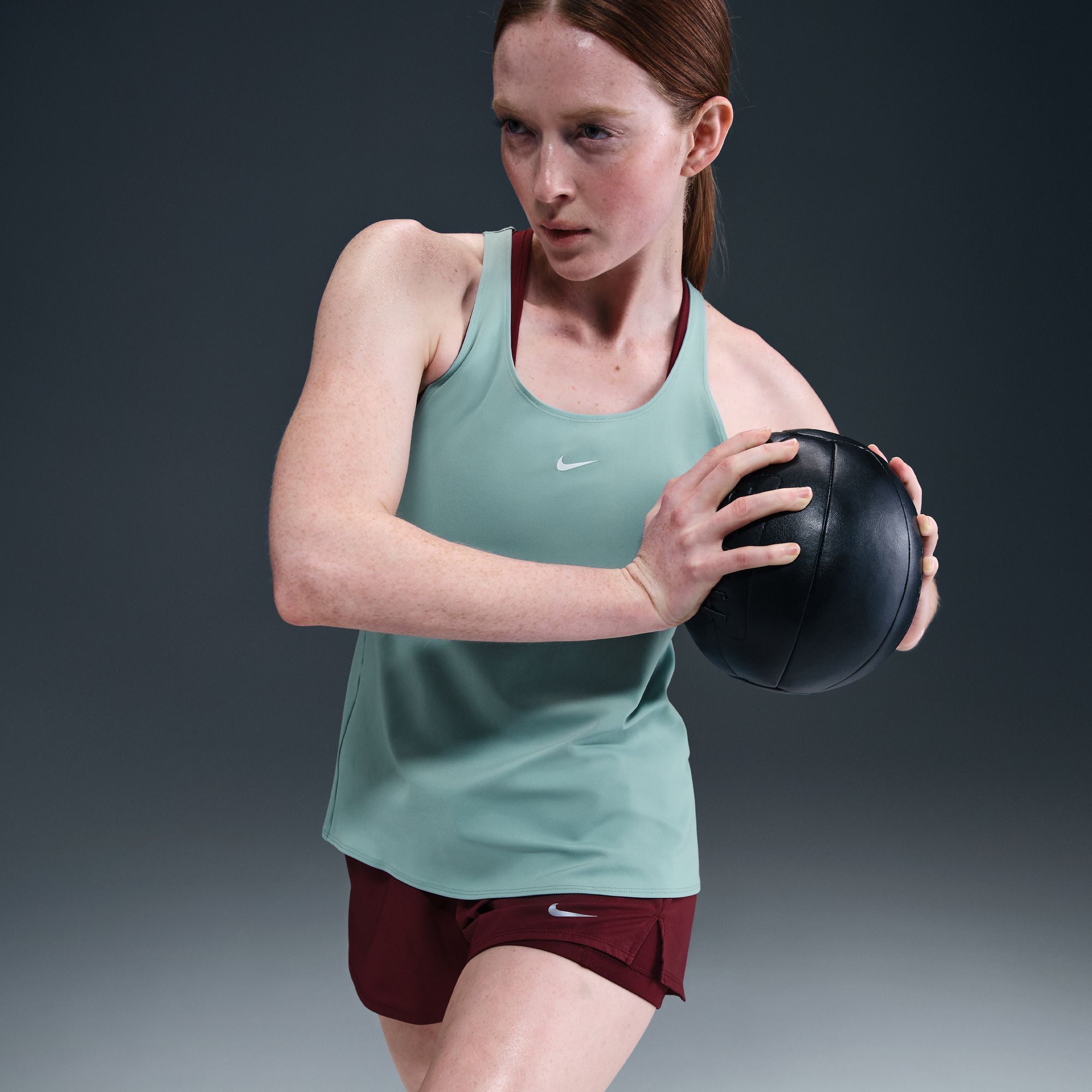 Nike Pro image number 7