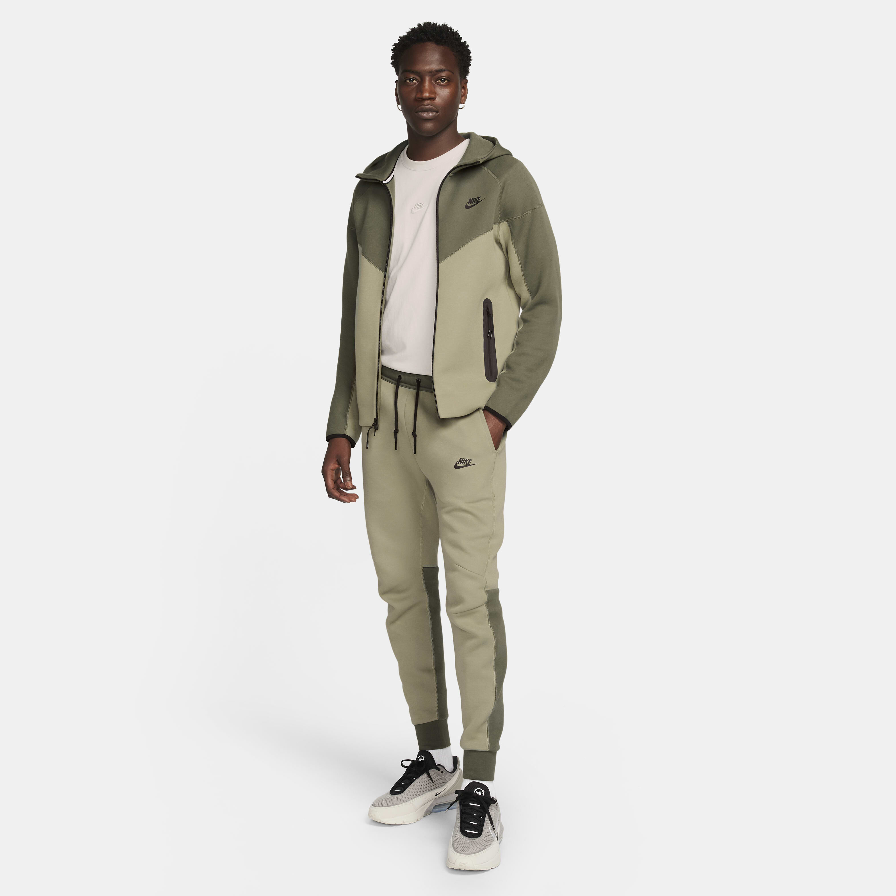Nike Sportswear Tech Fleece Windrunner image number 9