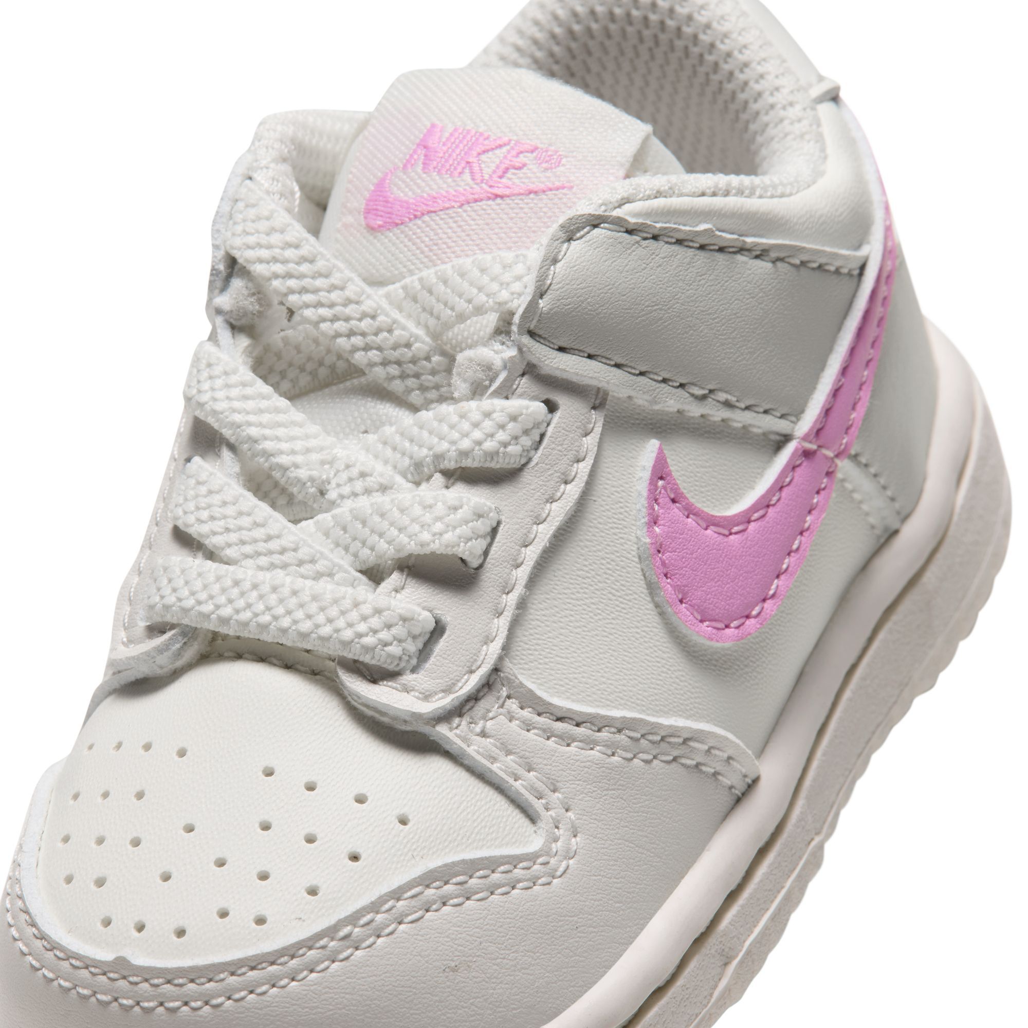 Nike Dunk Low image number 8