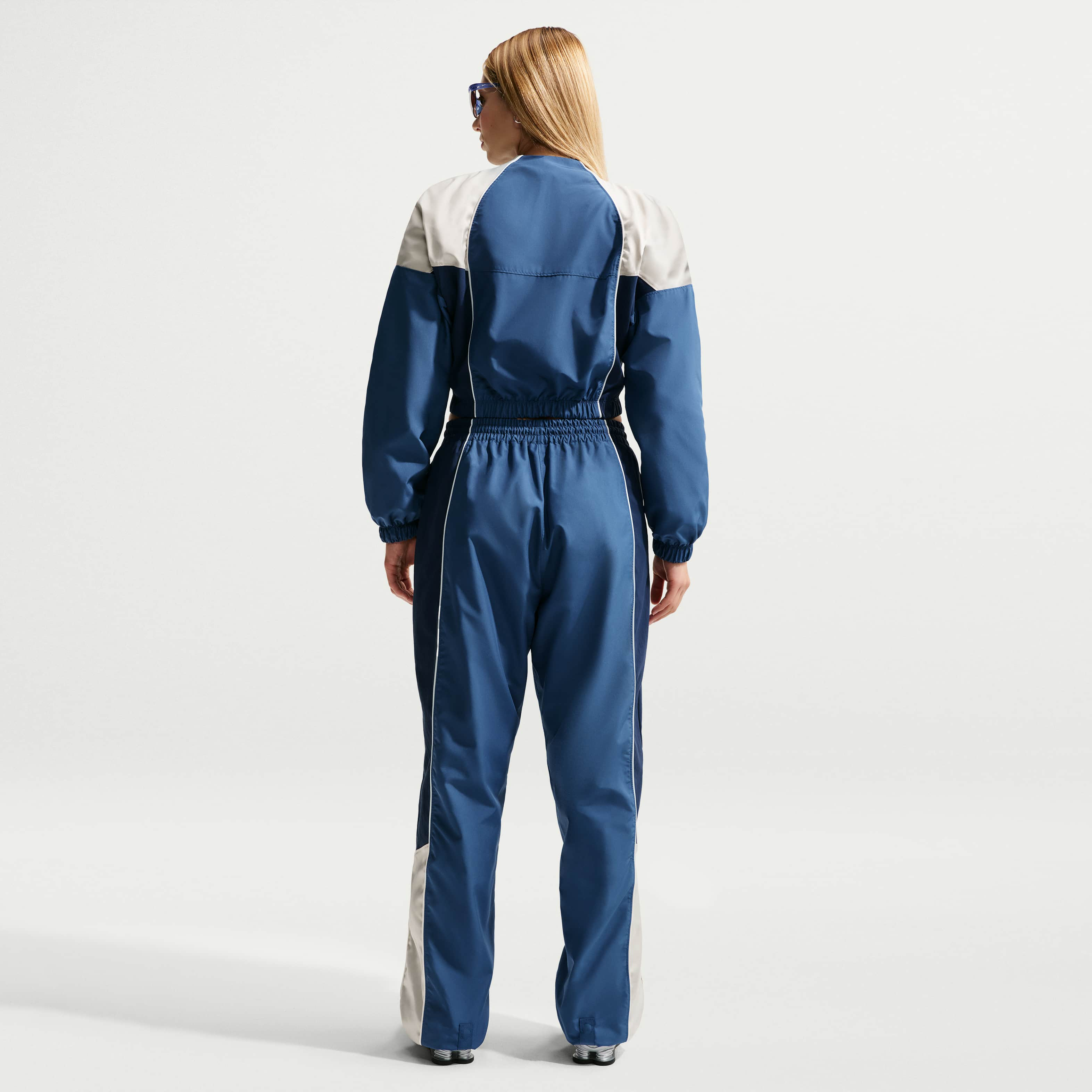 نايكي سبورتسوير image number 4