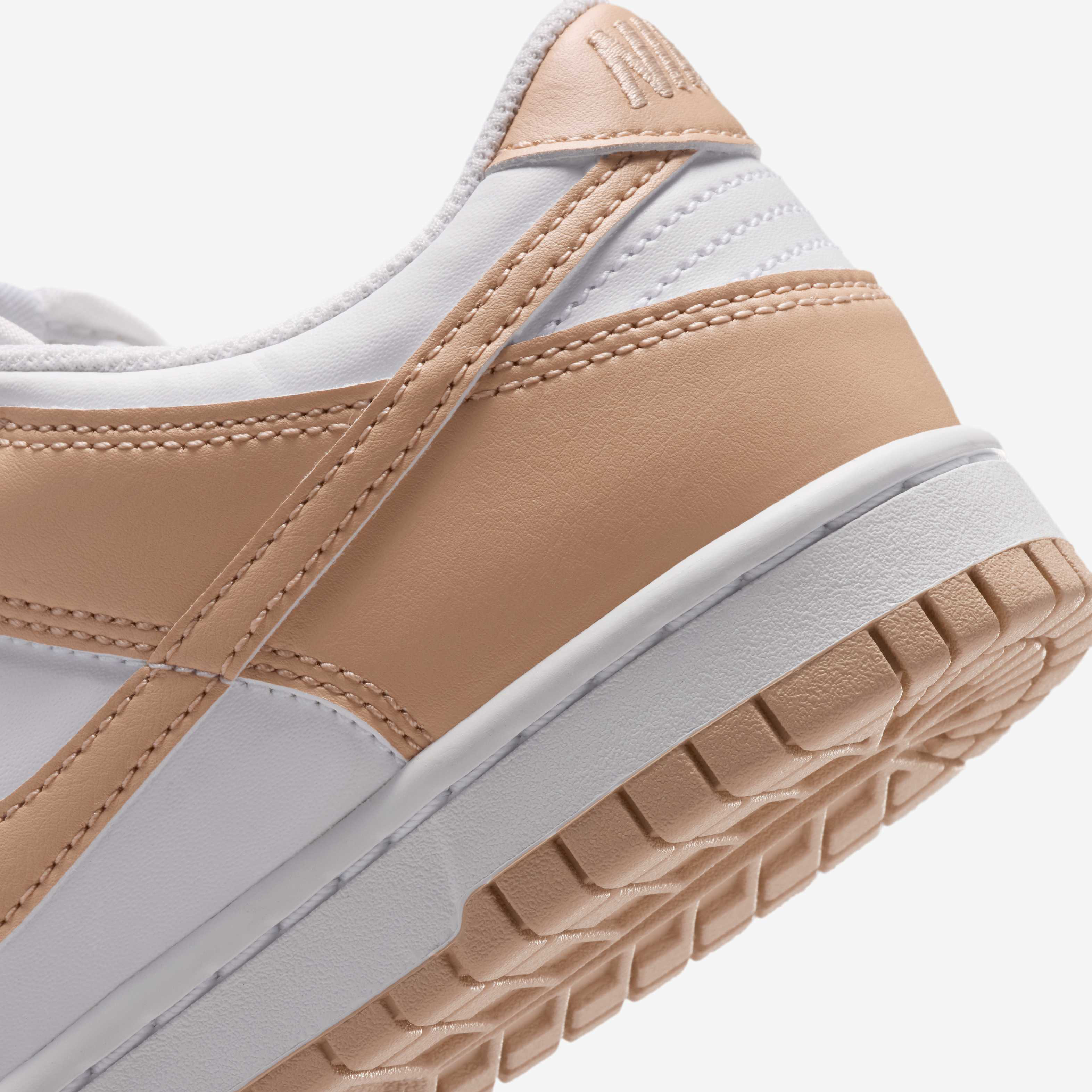 Nike Dunk Low image number 7