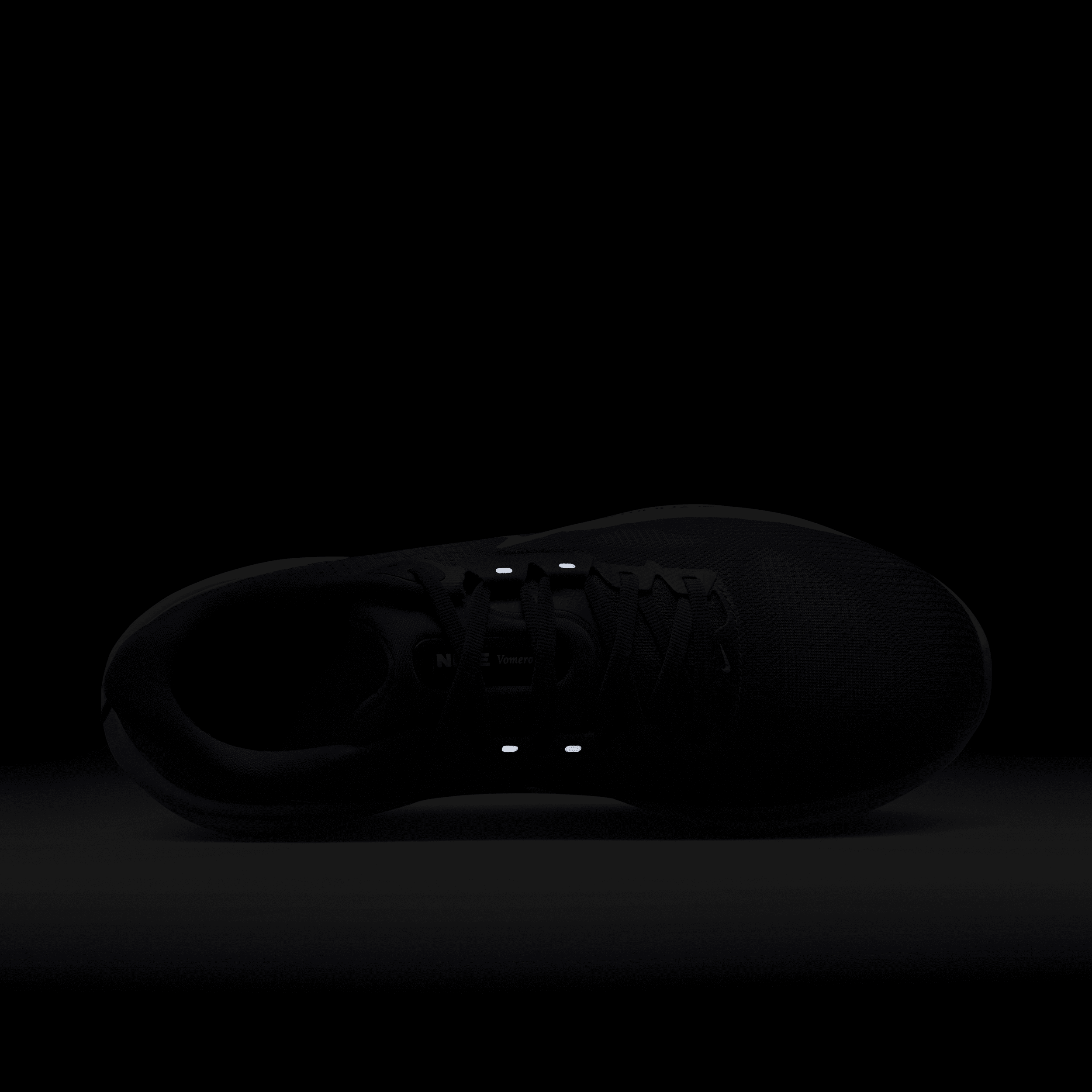 nike vomero 14 vs asics nimbus 21