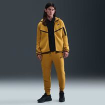 Nike Tech