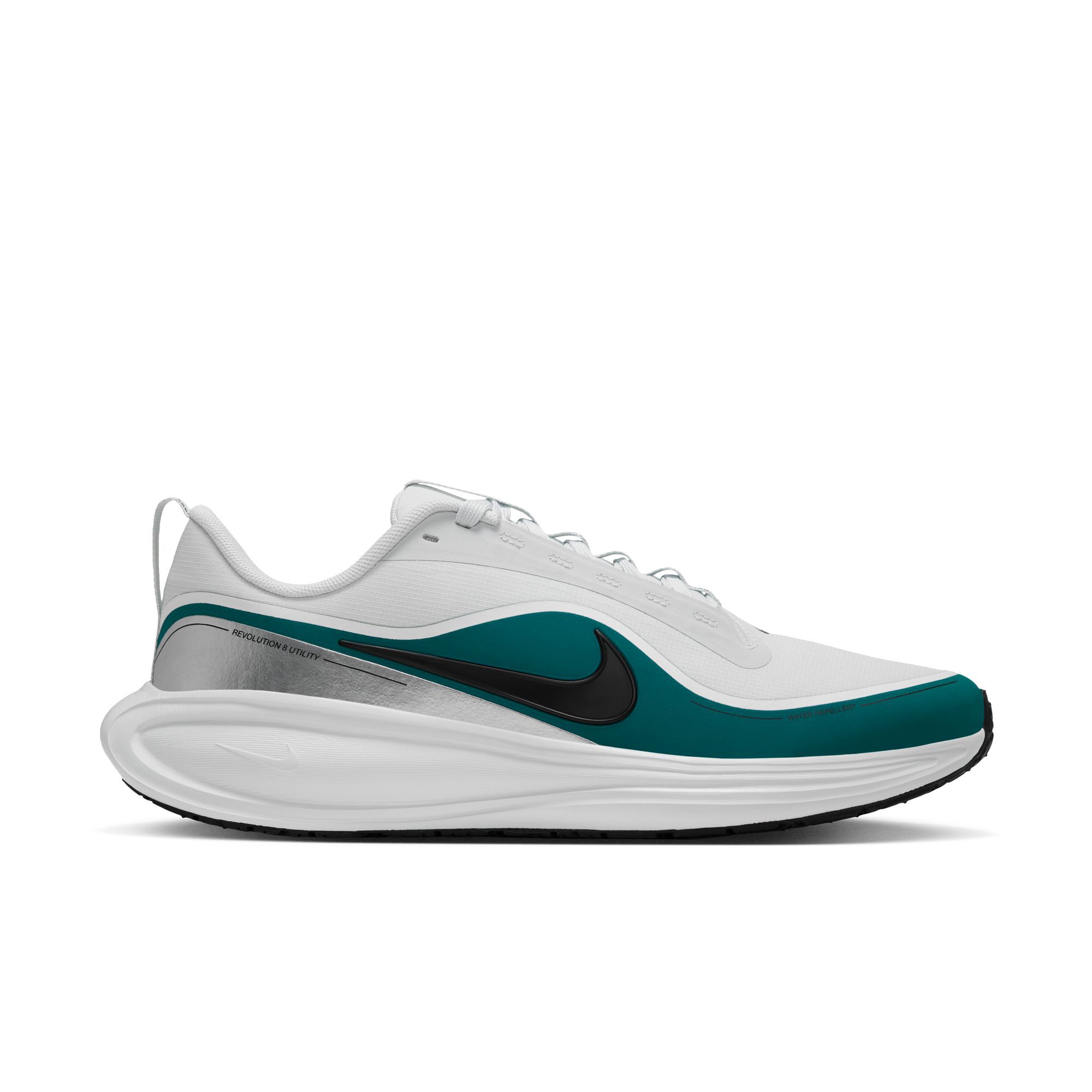 Nike Revolution 8 Utility image number 5