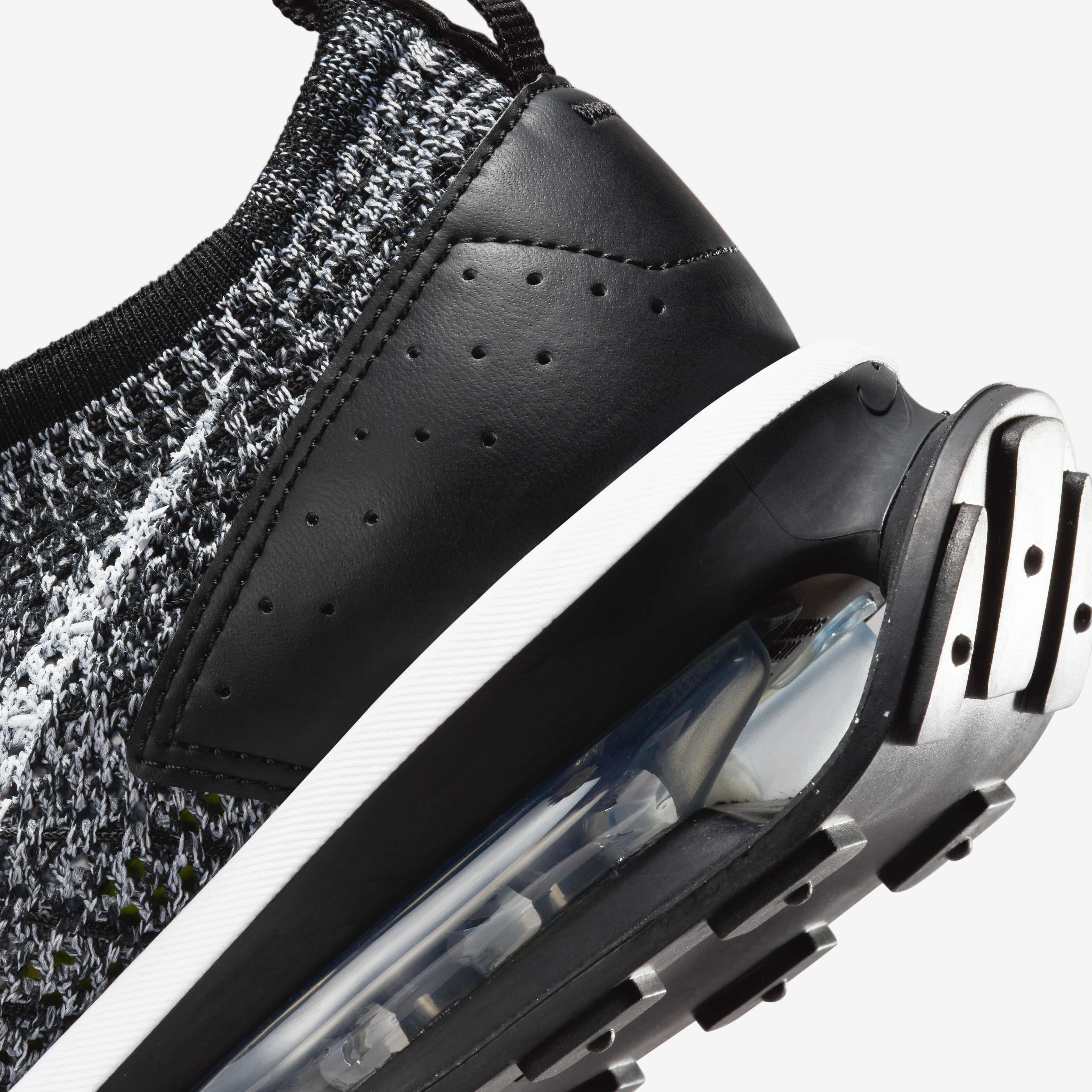 Nike Air Max Flyknit Racer image number 8