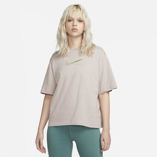 نايكي سبورتسوير