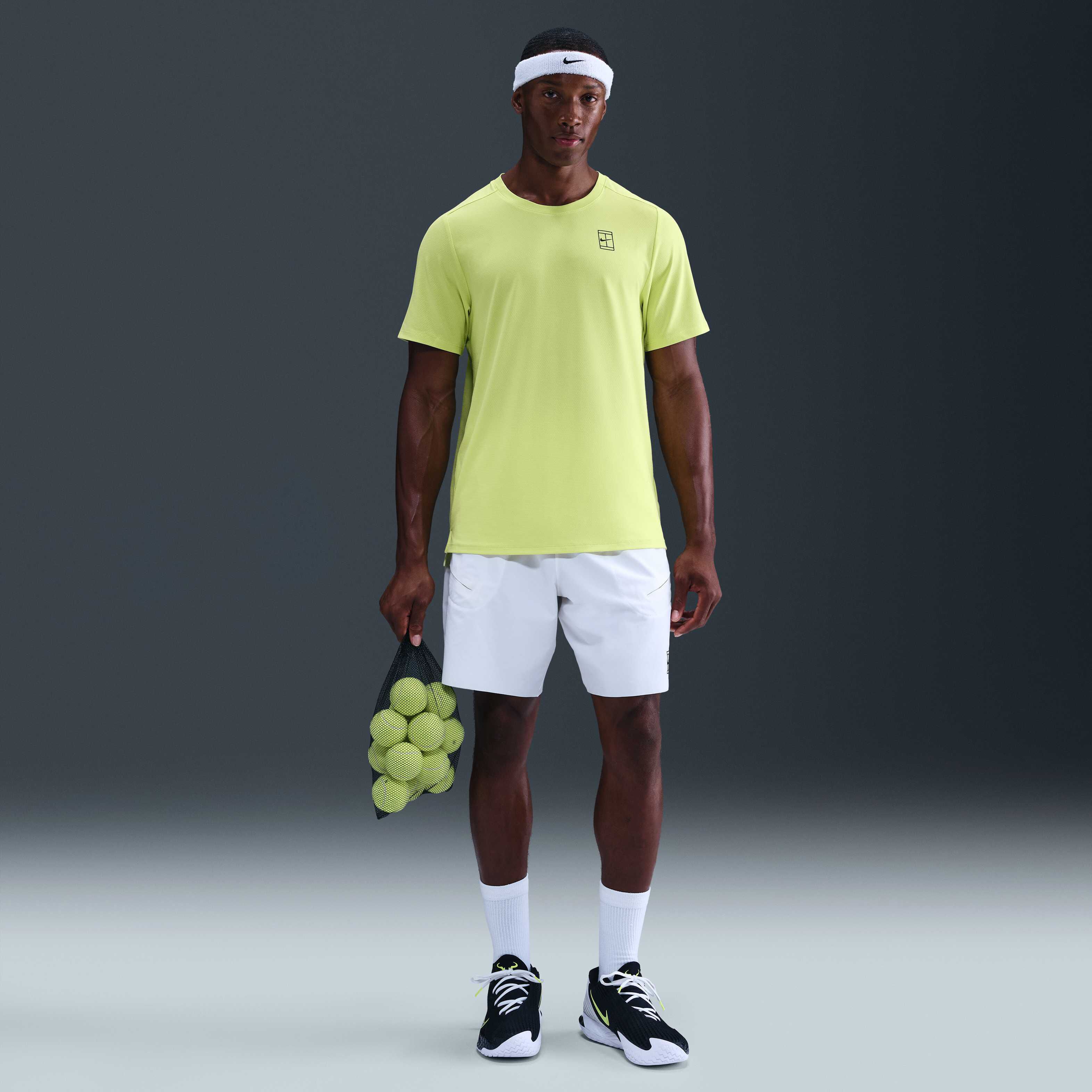 NikeCourt Advantage image number 3