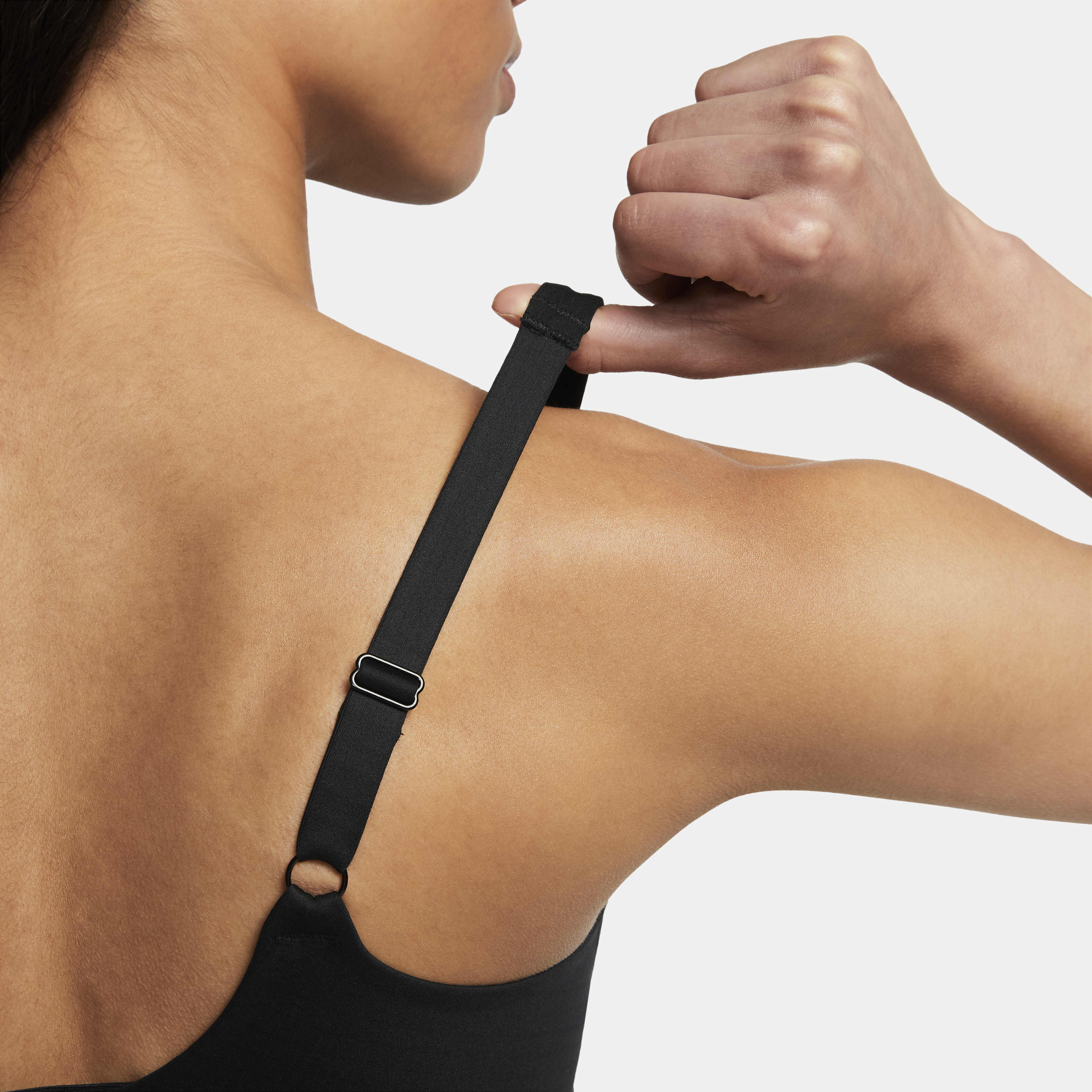 Nike Alate Coverage image number 4