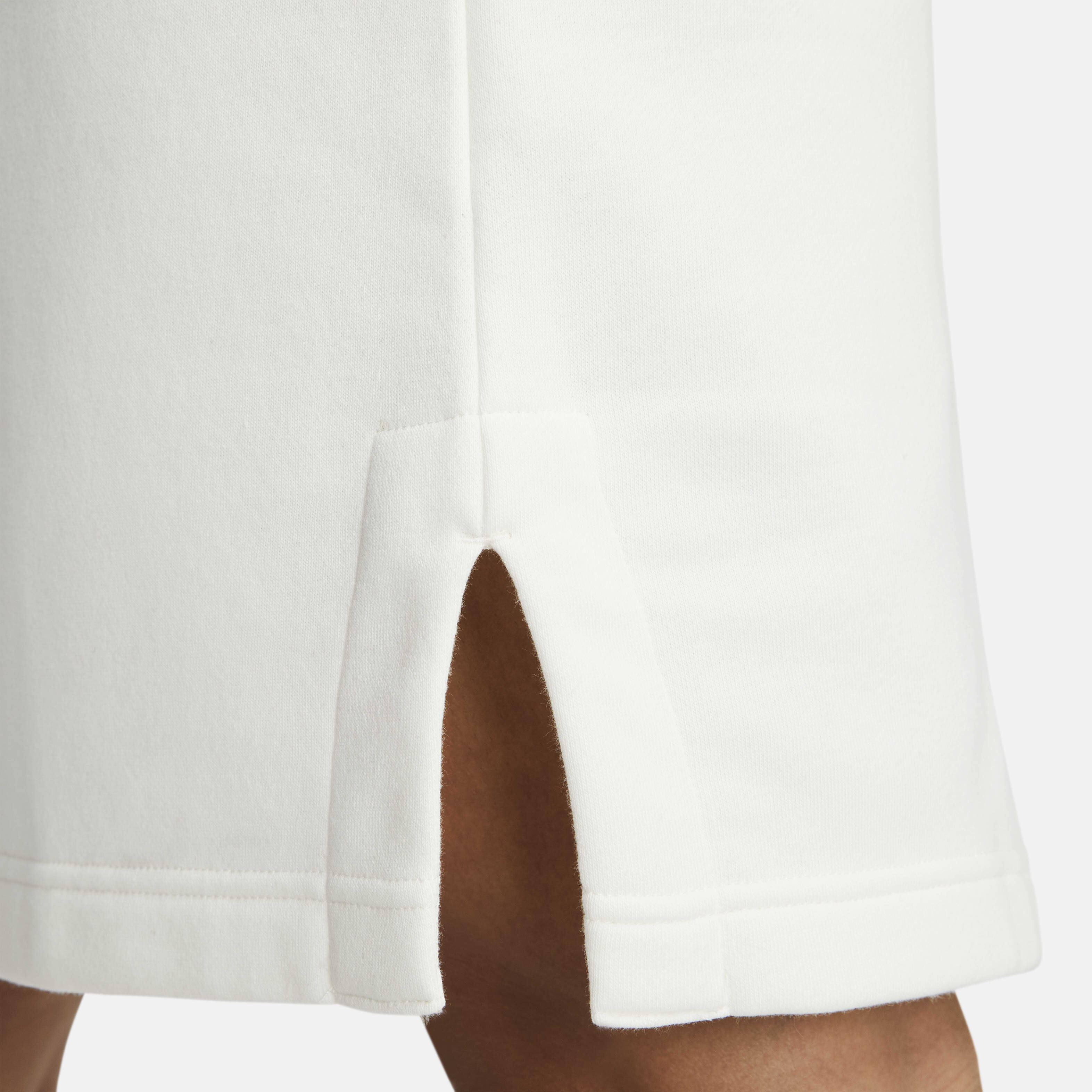 نايكي سبورتسوير فينكس فليس image number 3