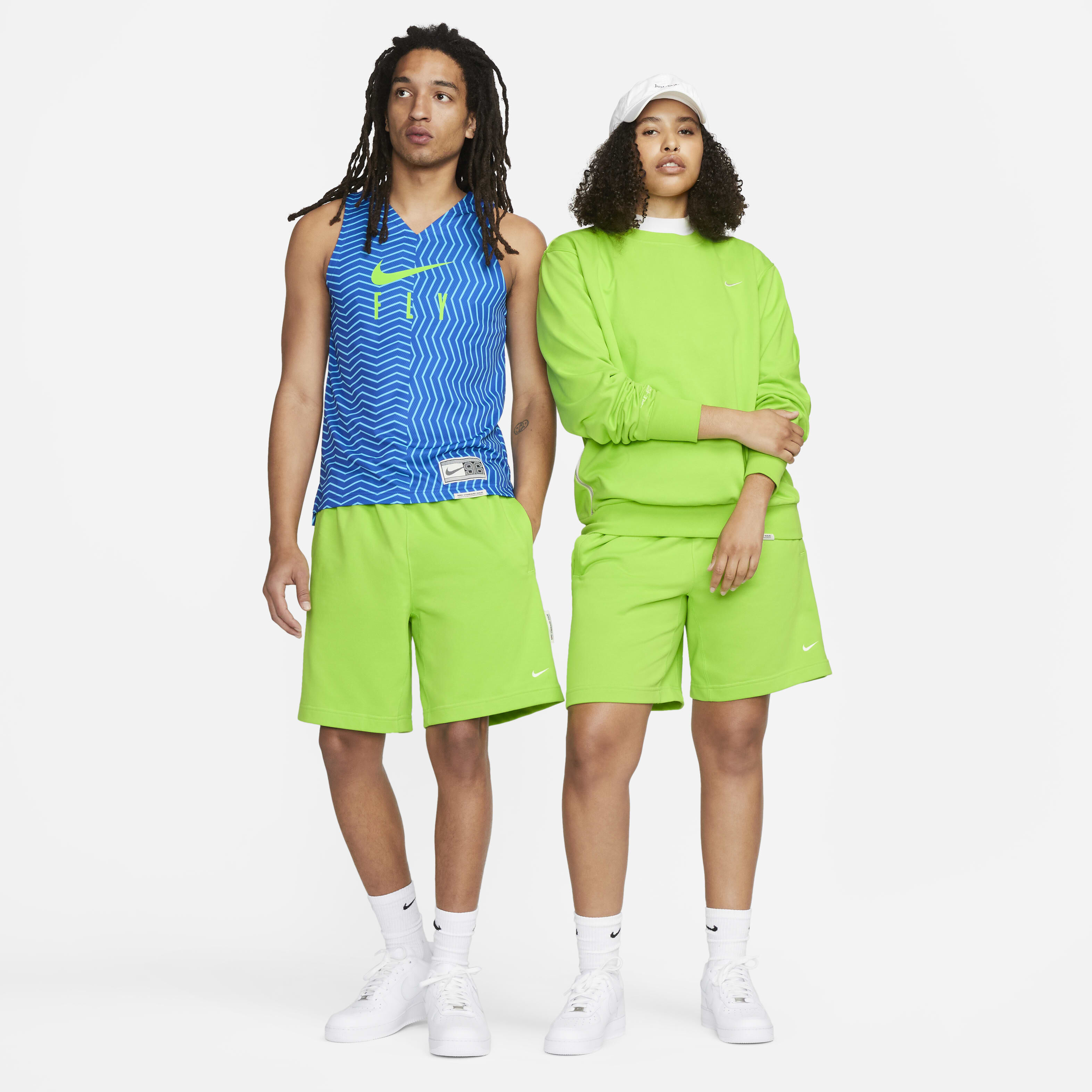 Nike Standard Issue image number 8