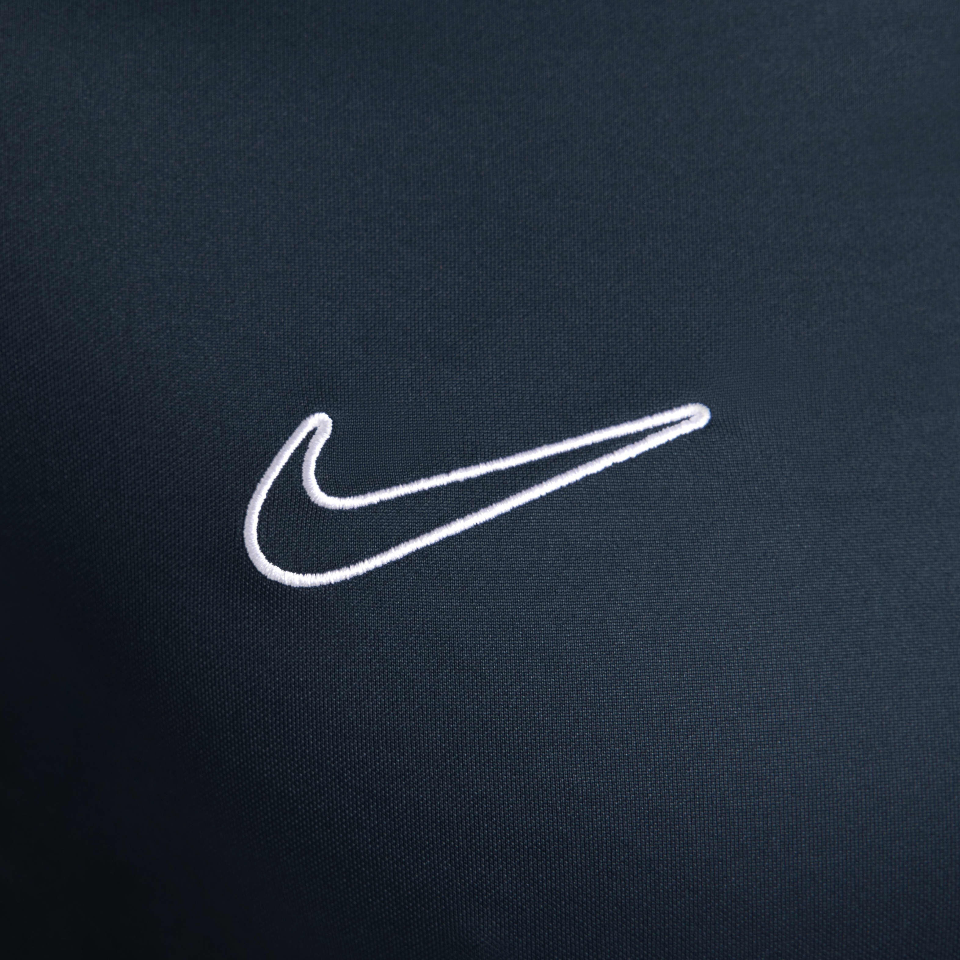 نايكي أكاديمي image number 3