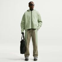 Nike Tech