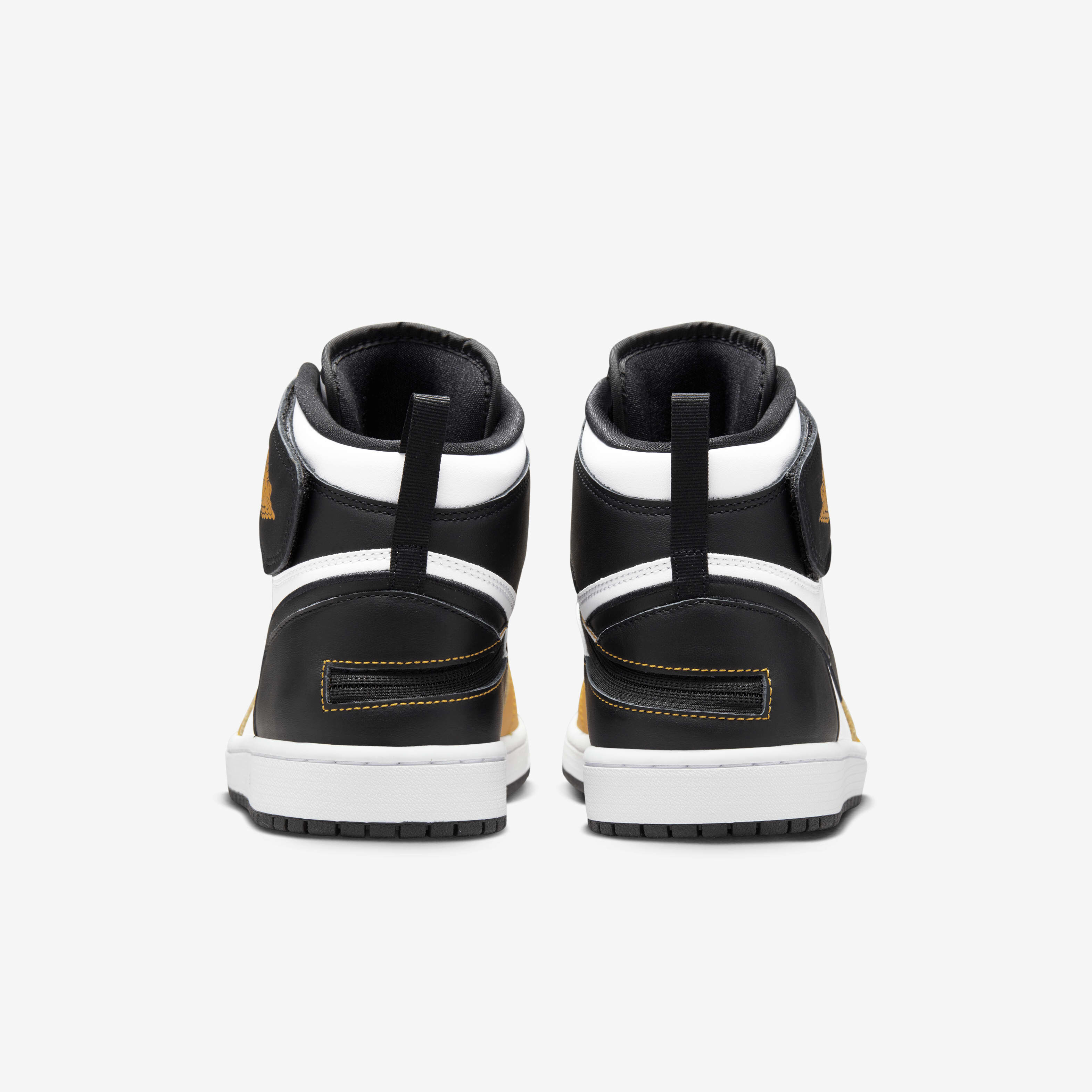 Air Jordan 1 Hi FlyEase image number 5