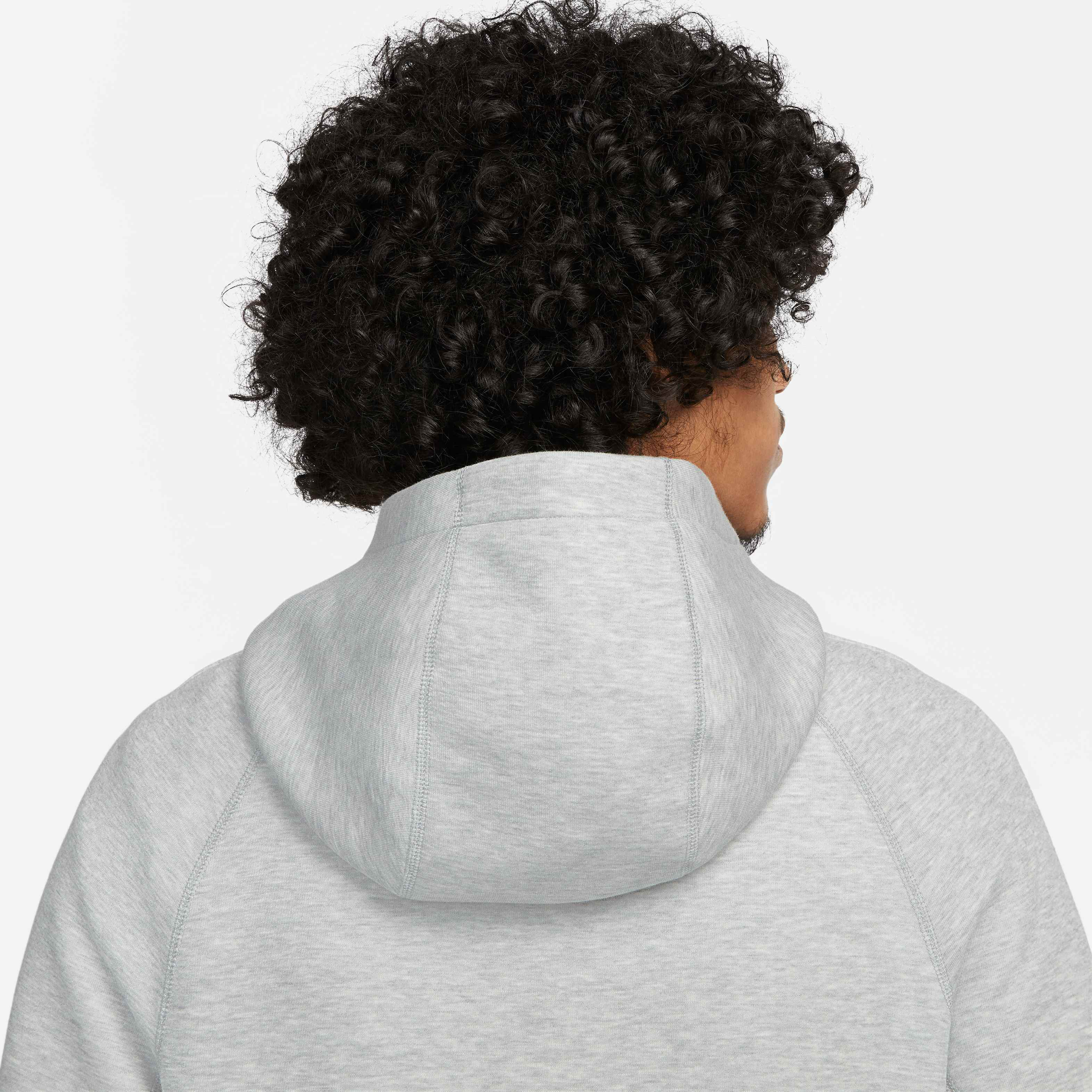 Nike Sportswear Tech Fleece image number 4
