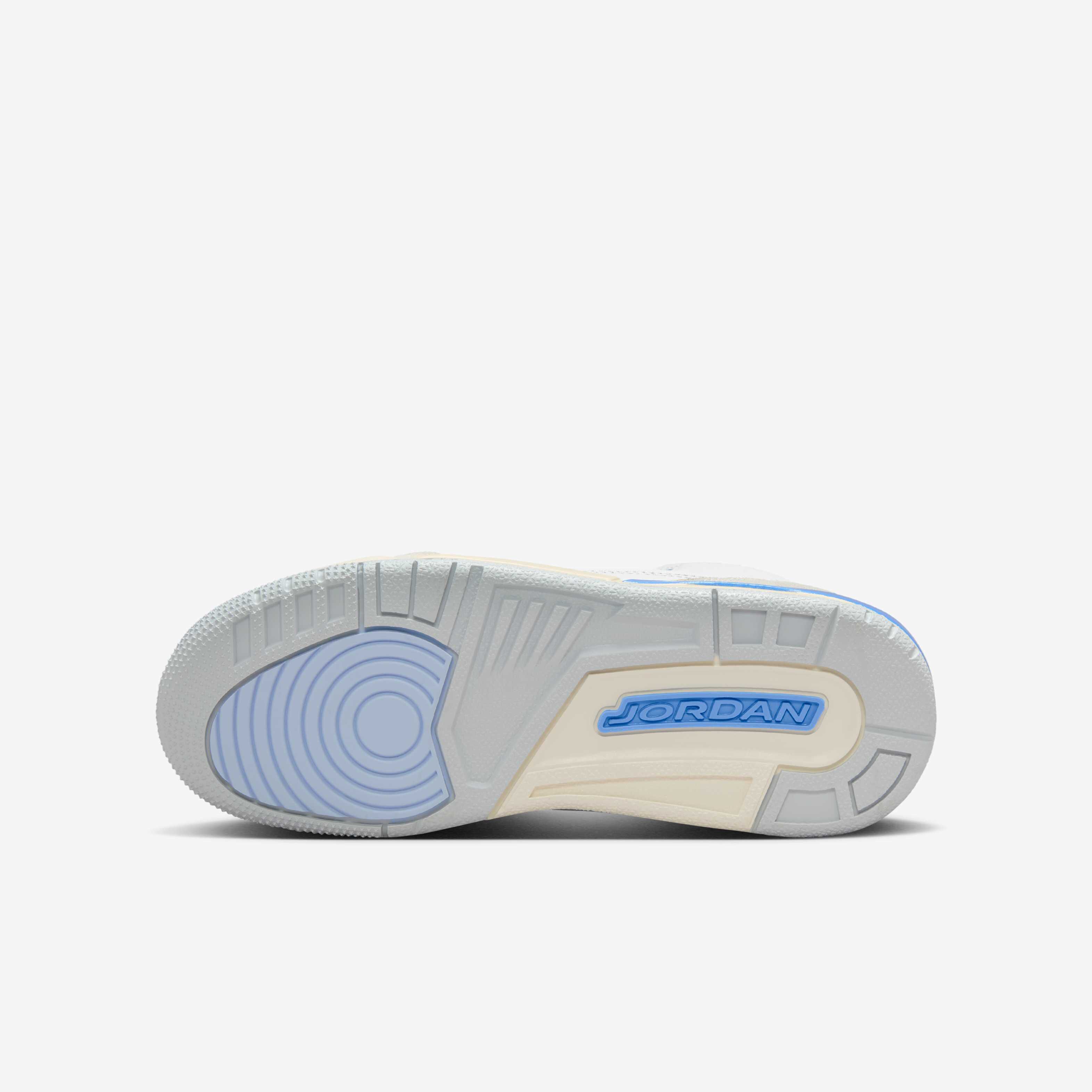 Air Jordan 3 Retro image number 1