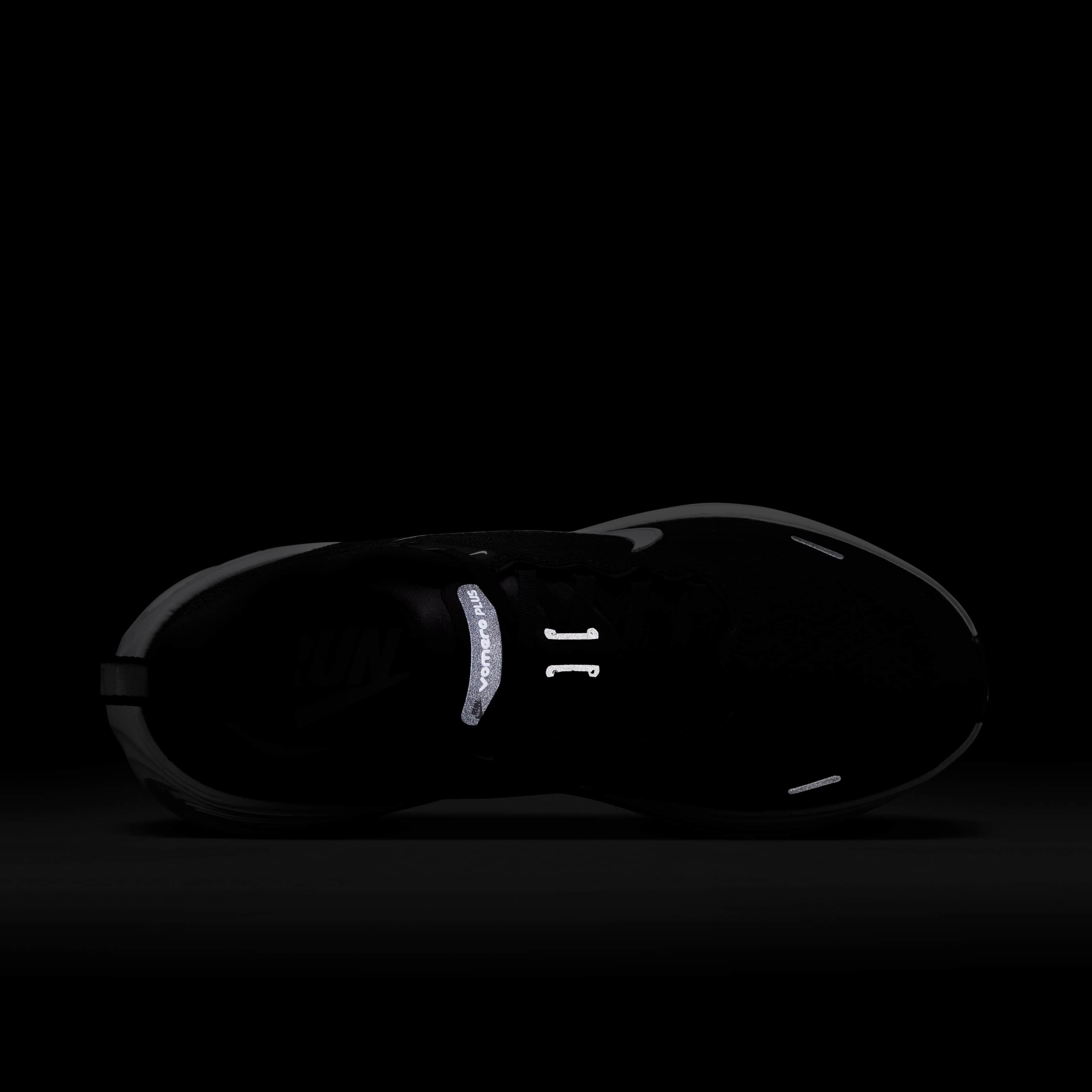 Nike Vomero Plus image number 8