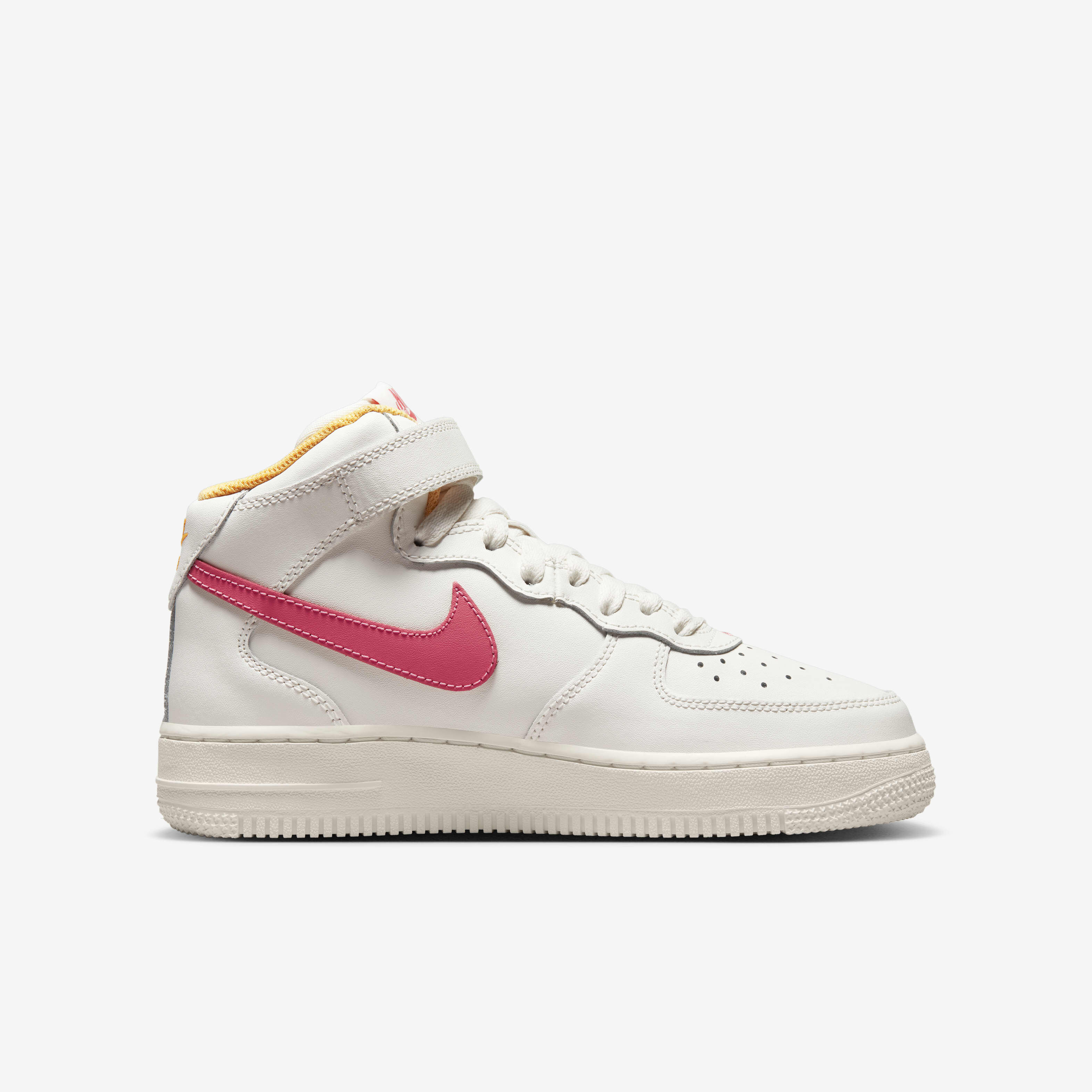 Nike Air Force 1 Mid LE image number 2