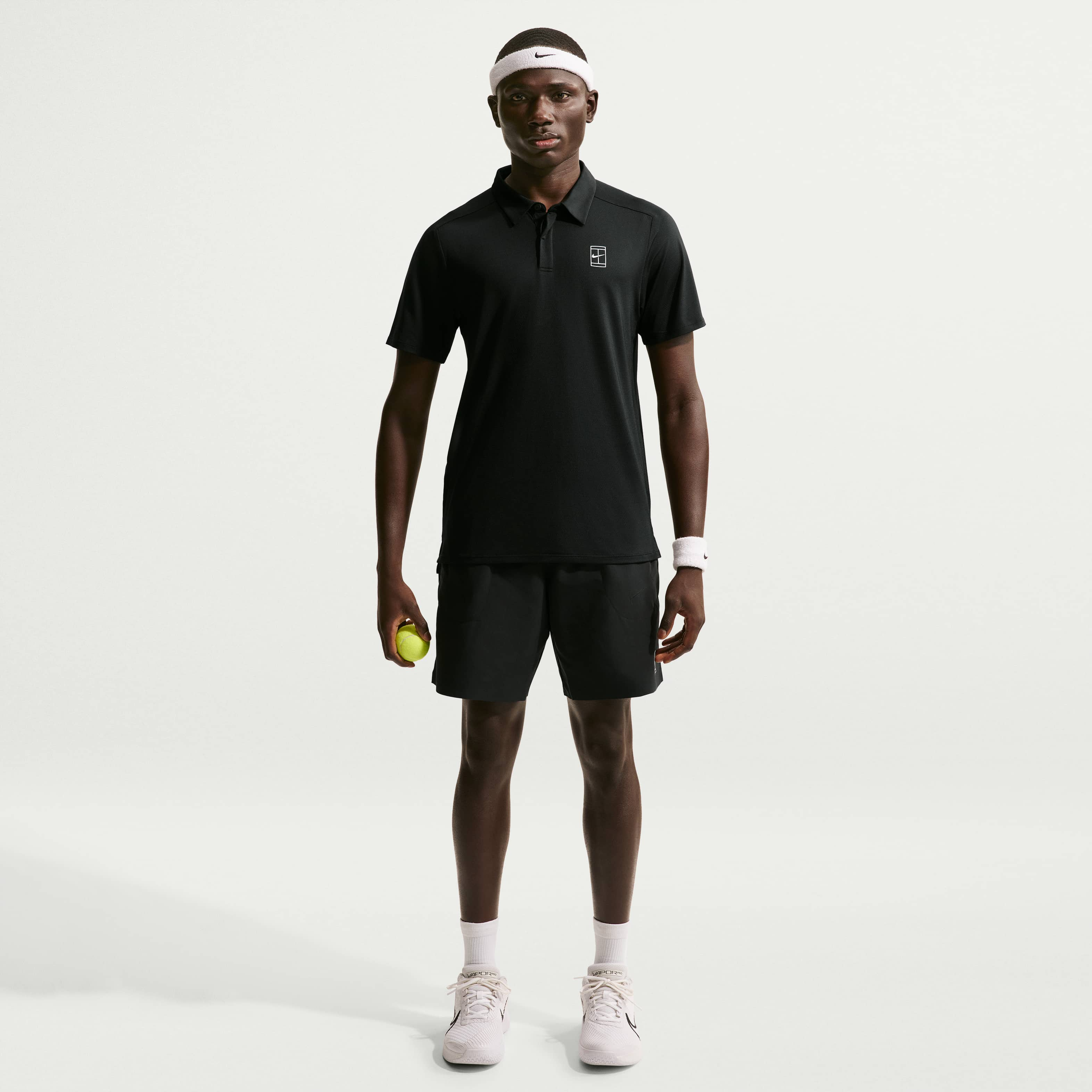 NikeCourt Advantage image number 3