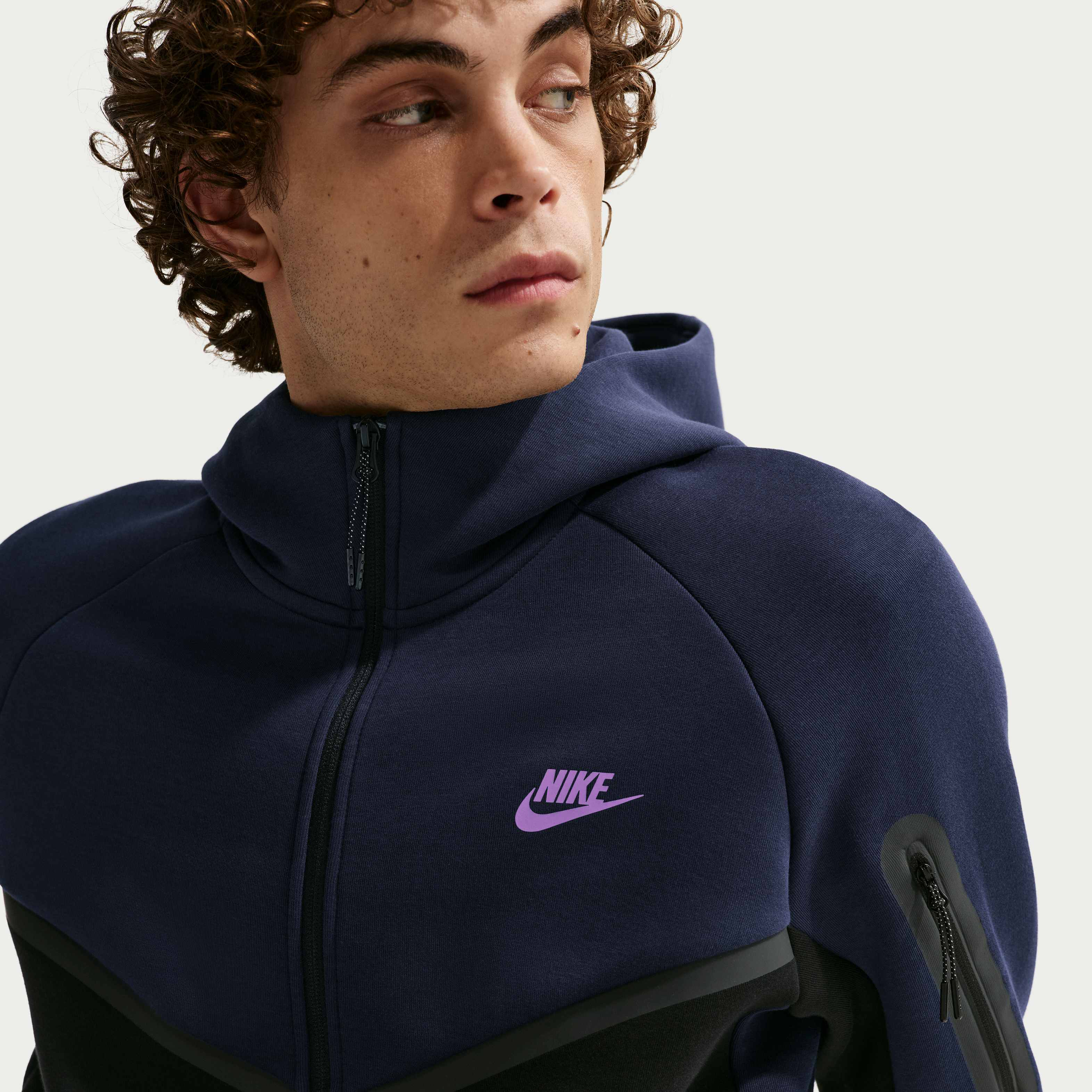 Nike Tech image number 2