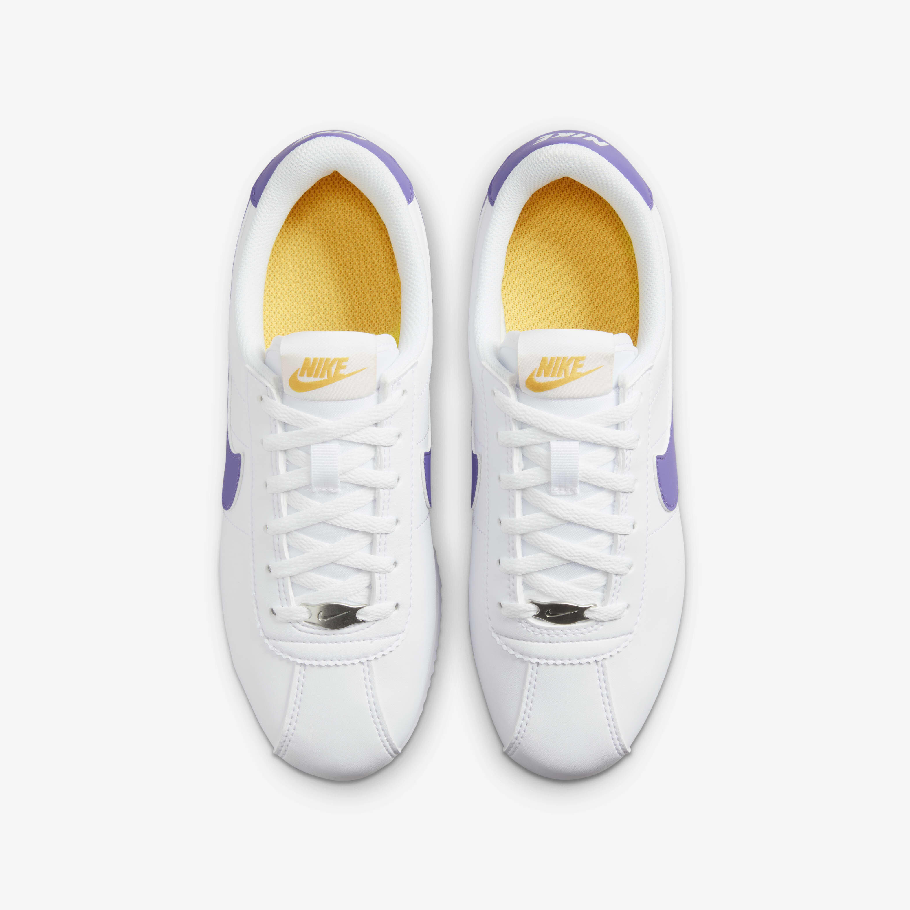Youth nike cortez shoes hot sale