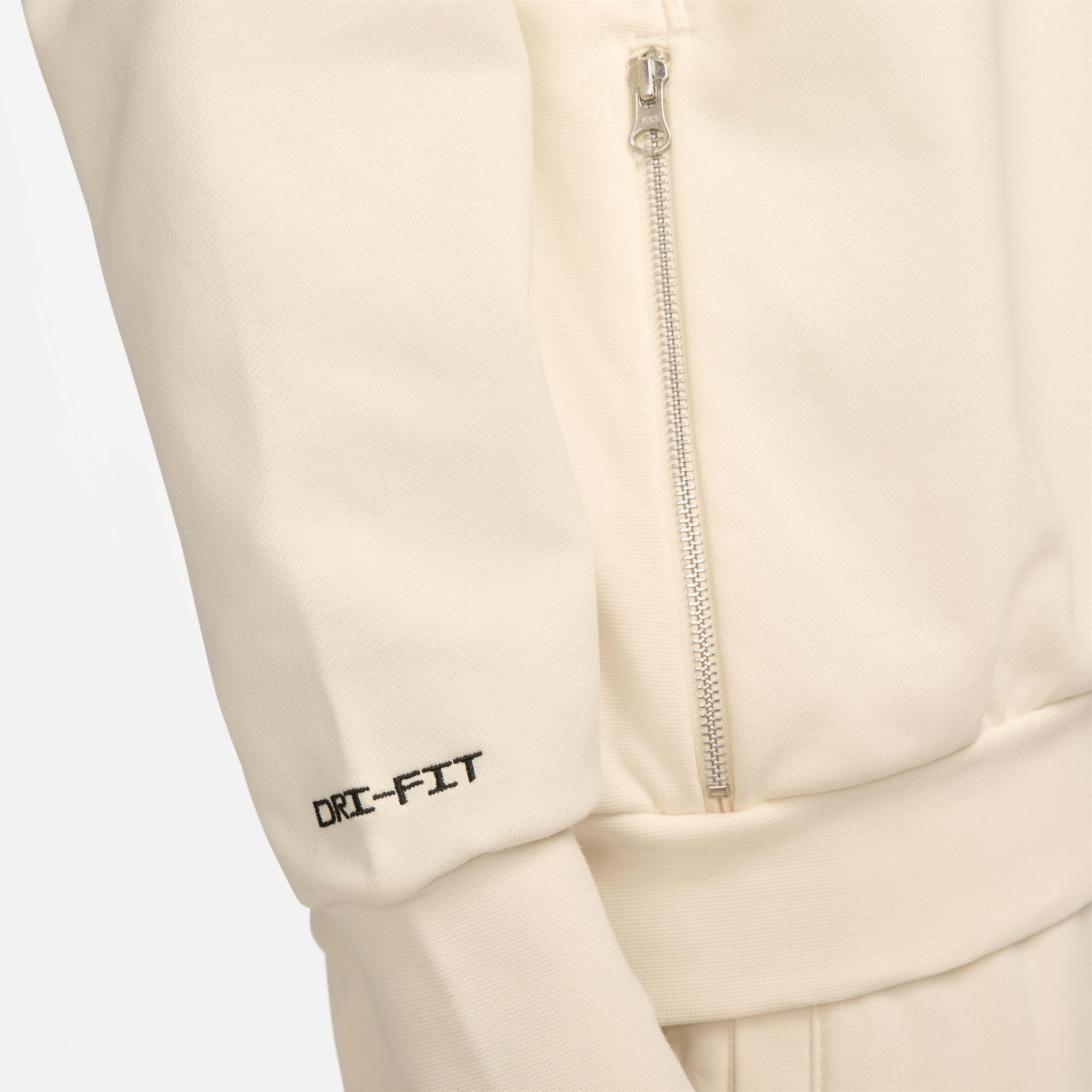 جيانيس ستاندرد ايشيو image number 4