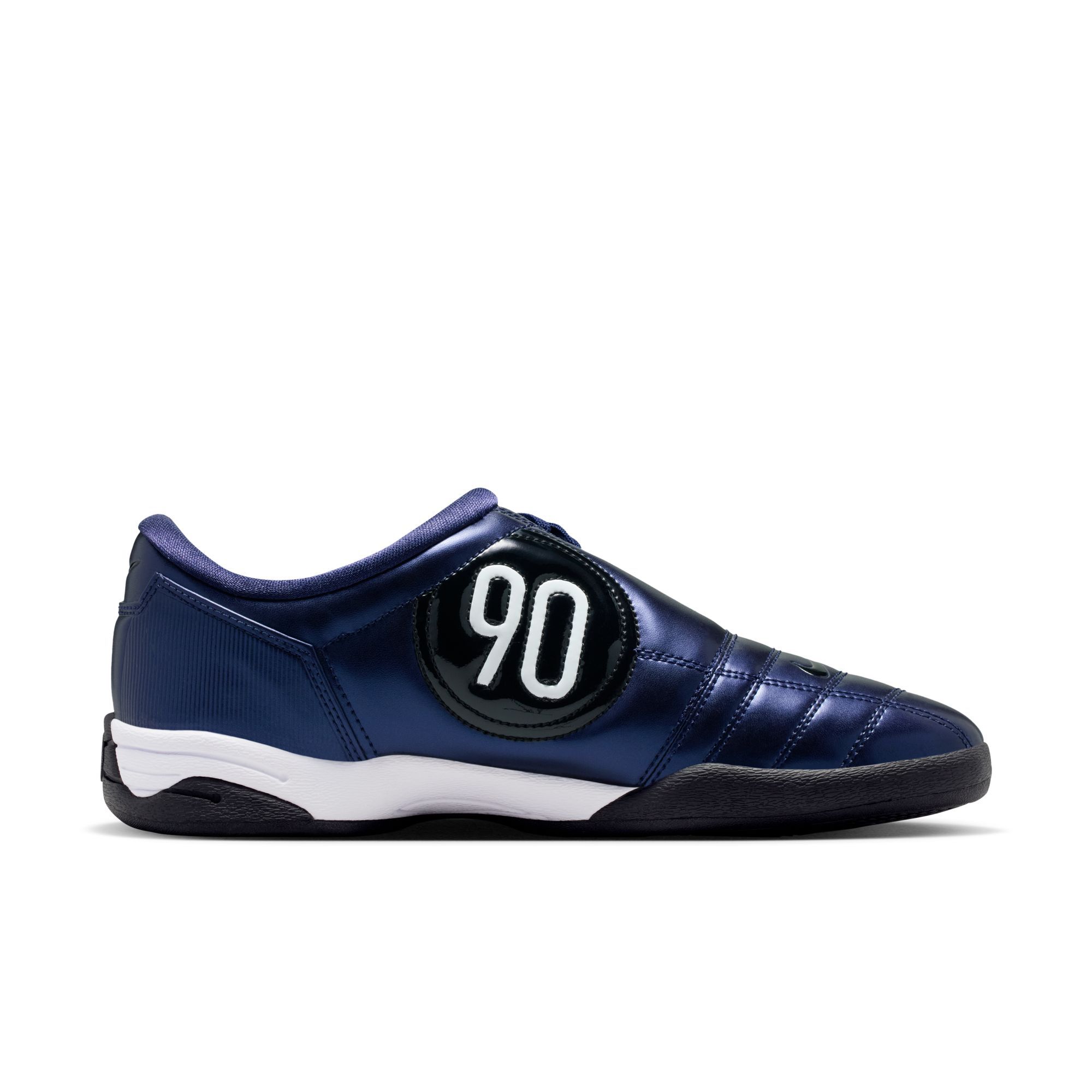 Nike Total90 image number 6