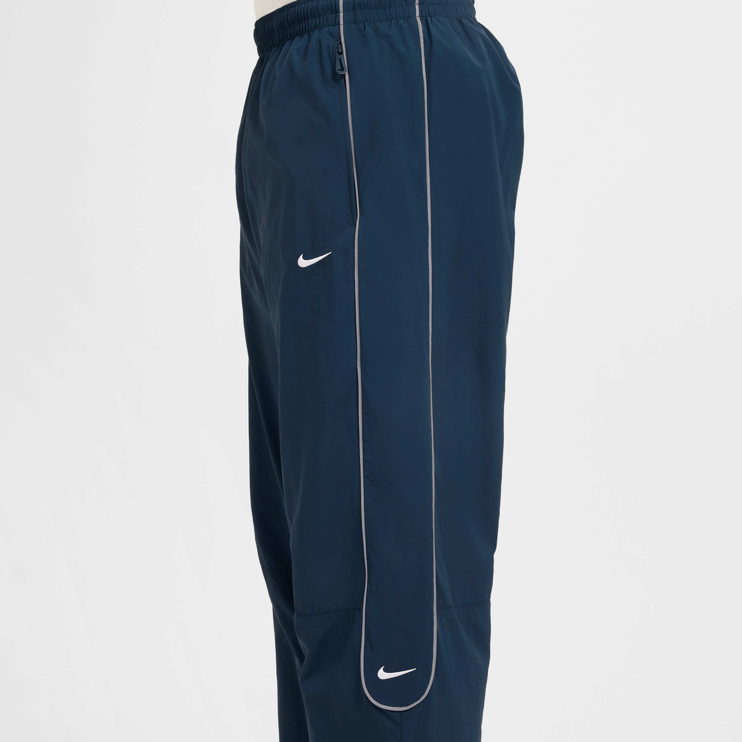 نايكي سولو سووش image number 4