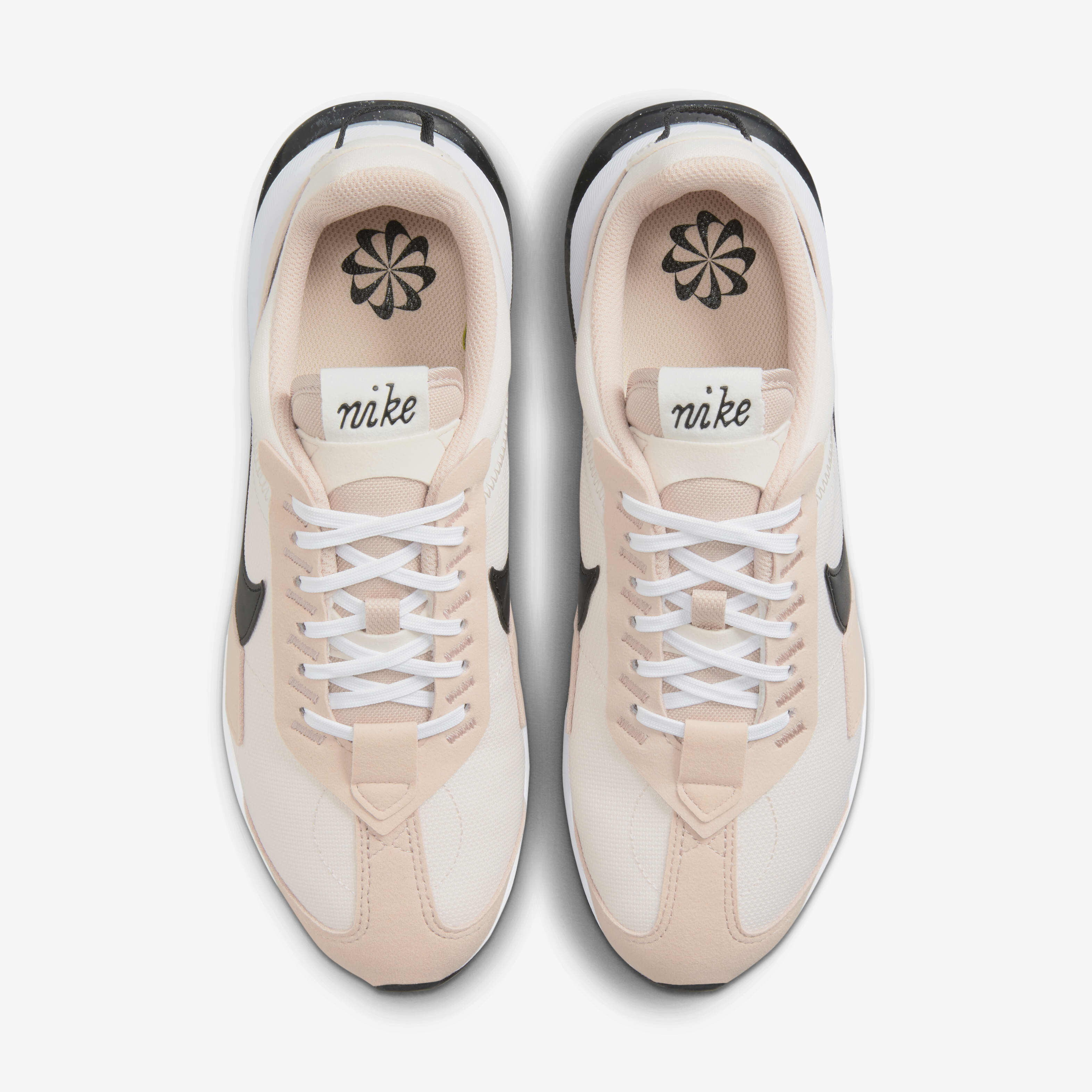 Nike Air Max Pre-Day image number 3