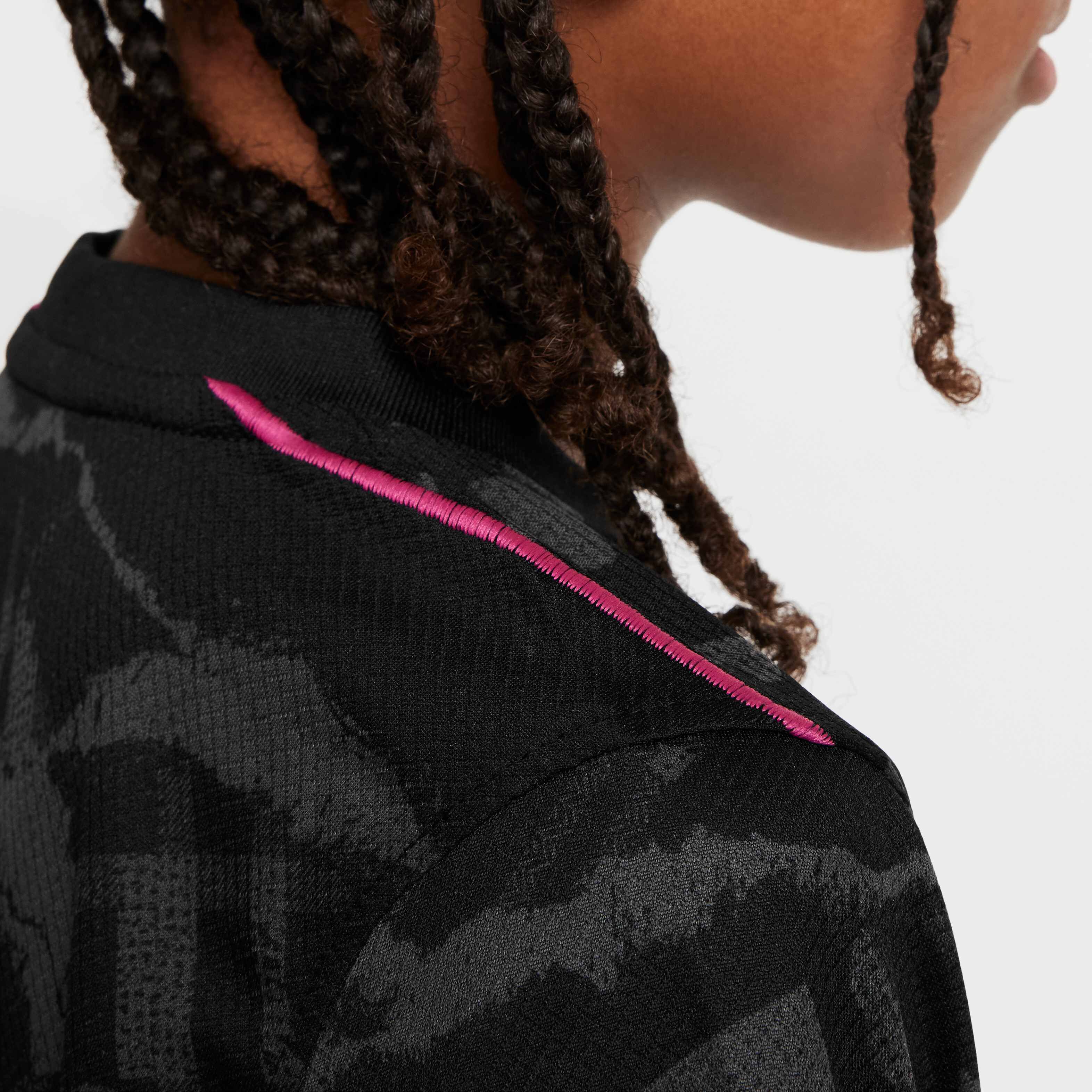 Chelsea F.C. 2024/25 Stadium Third image number 7