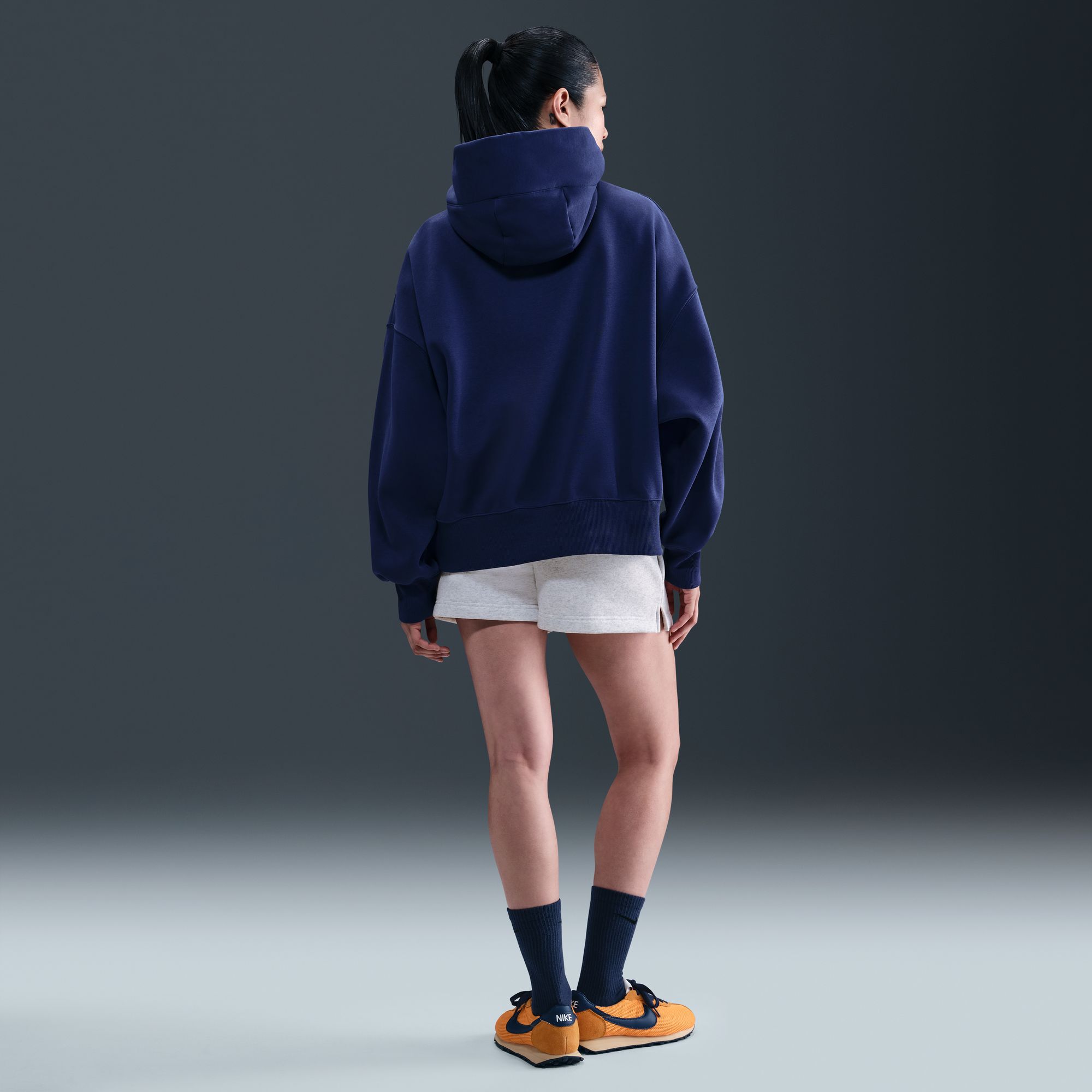 Nike Sportswear Phoenix Fleece image number 2