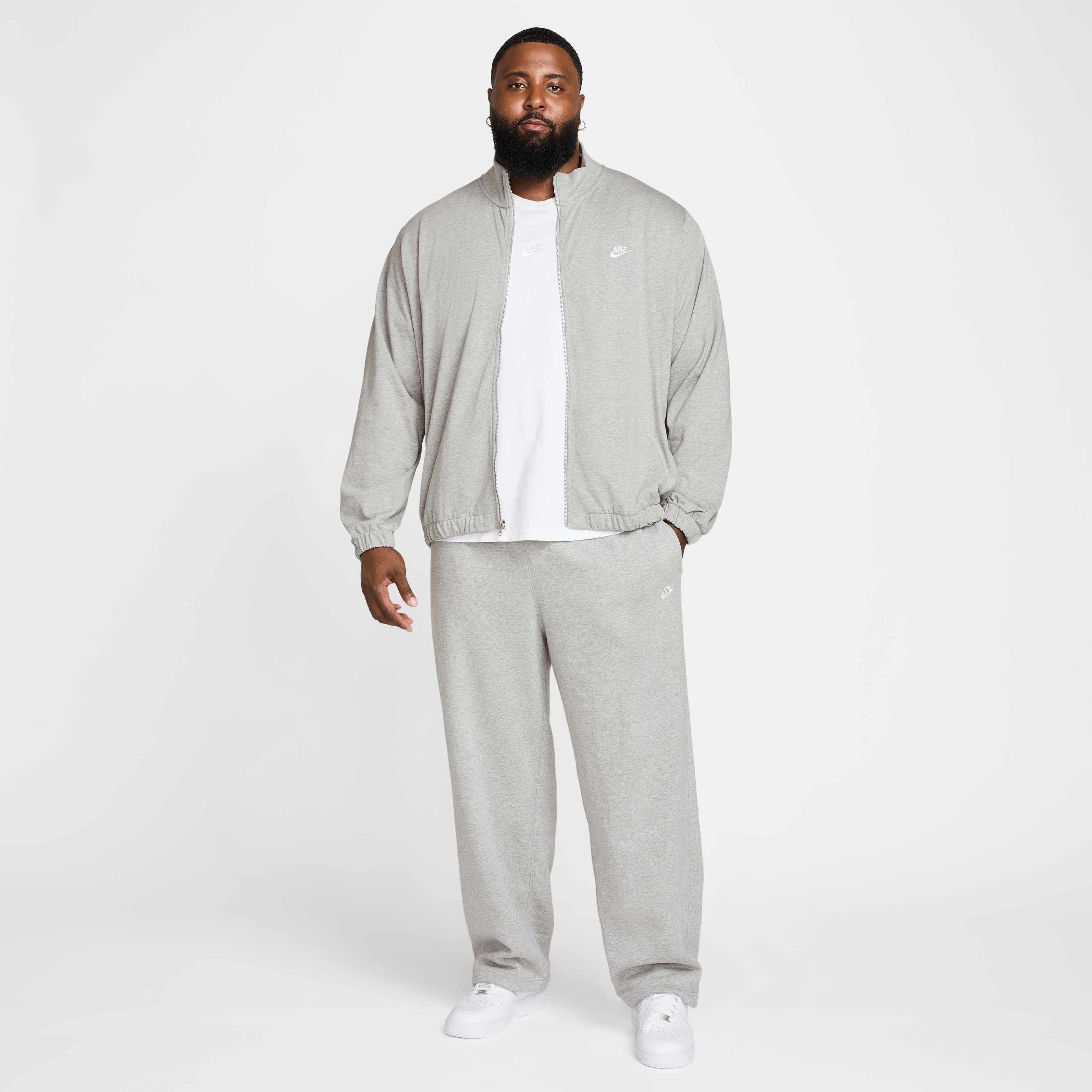 نايكي كلوب image number 12