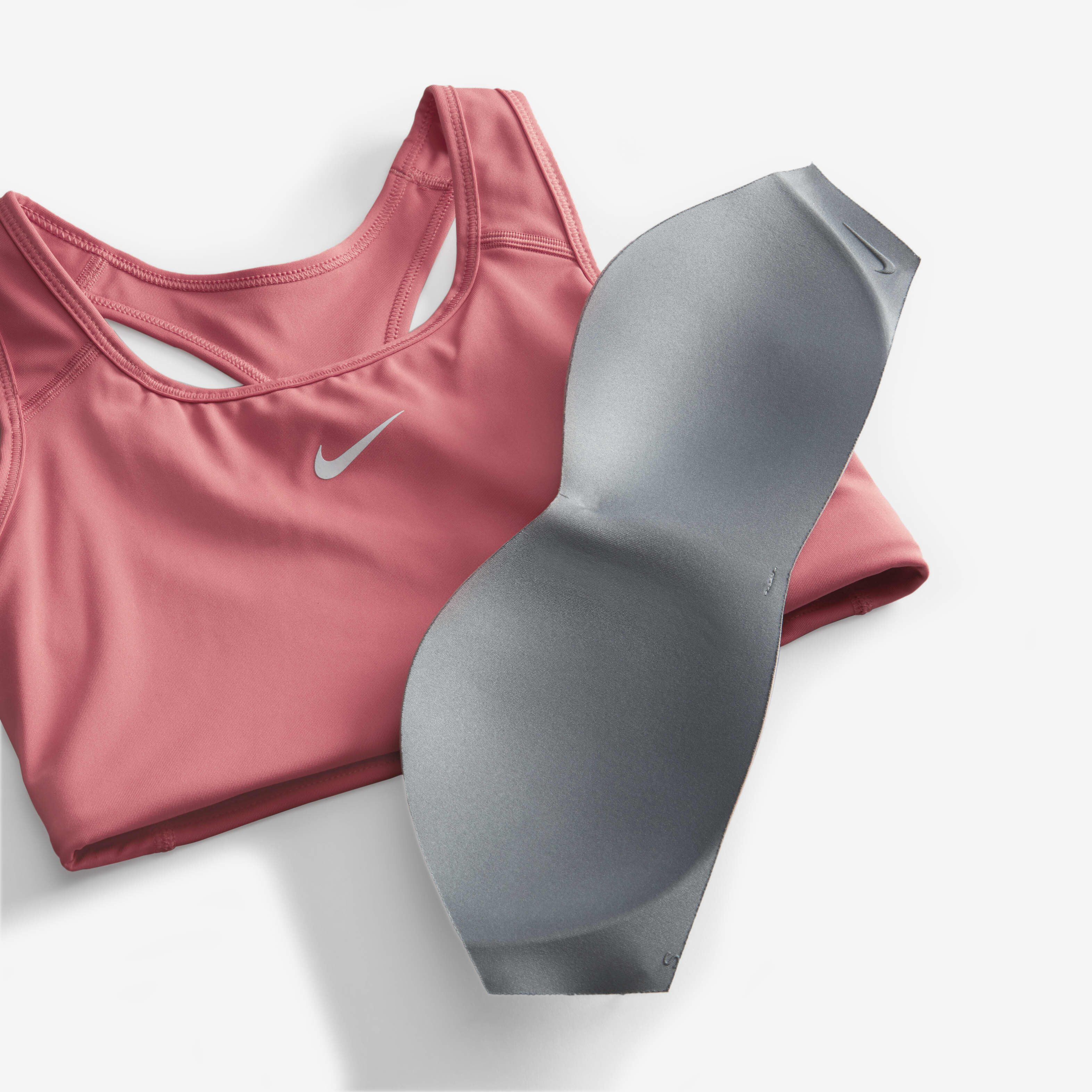 Nike Dri-FIT Swoosh image number 3