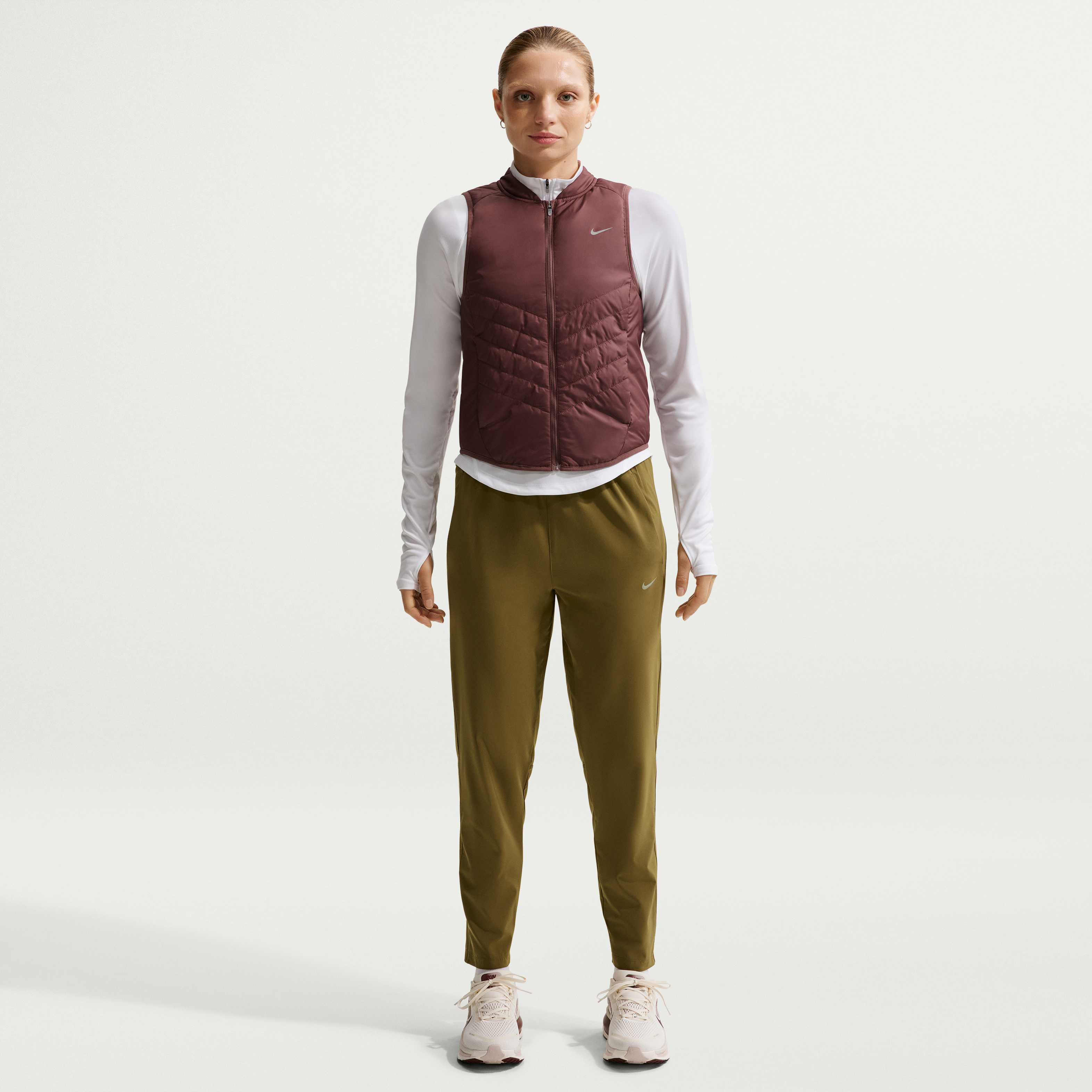 نايكي تيمبو image number 0