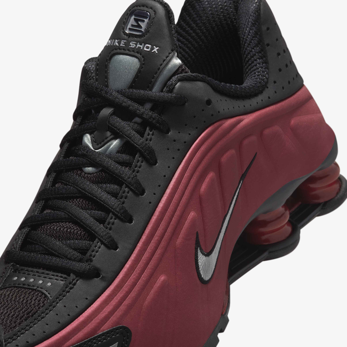 Buy Nike Shox R4 Women's Shoes - Black/Team Red/Metallic Silver @ Nike UAE