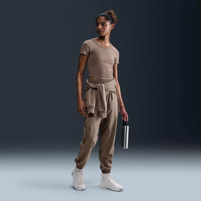 نايكي ون فيتد image number 3 نايكي ون فيتد image number 3