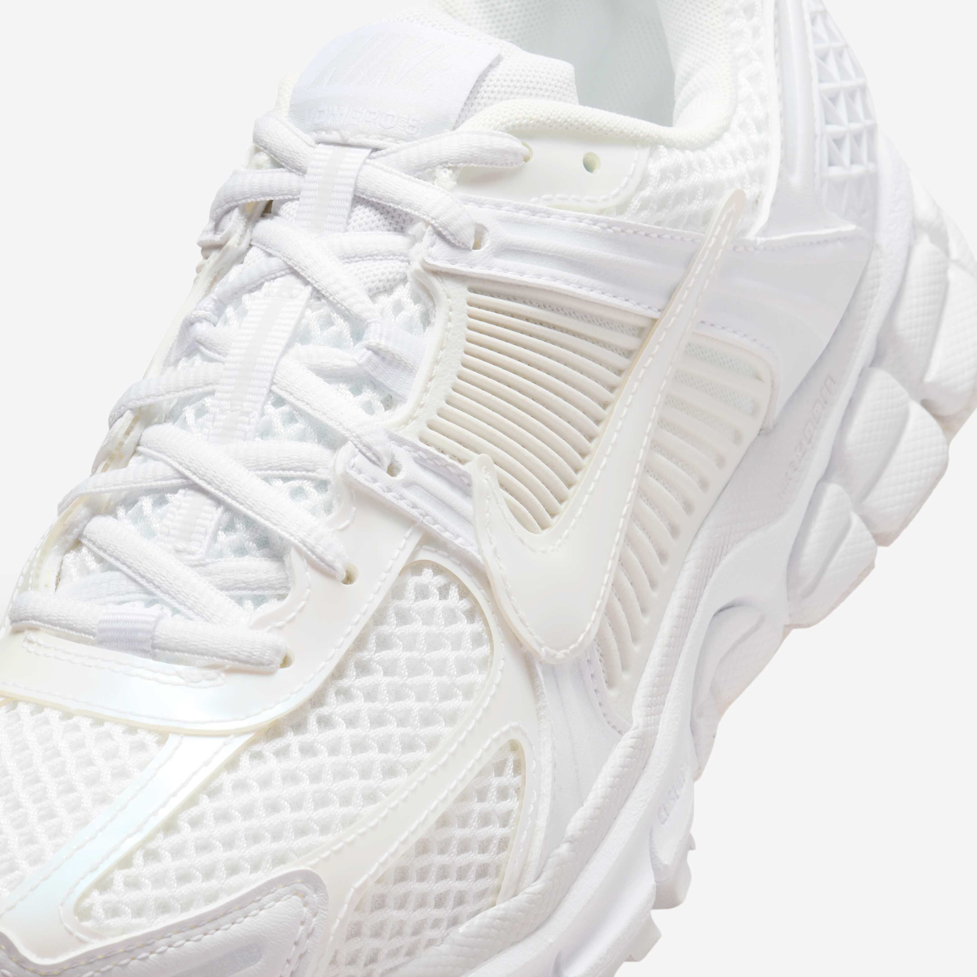 Nike Zoom Vomero 5 SE image number 6
