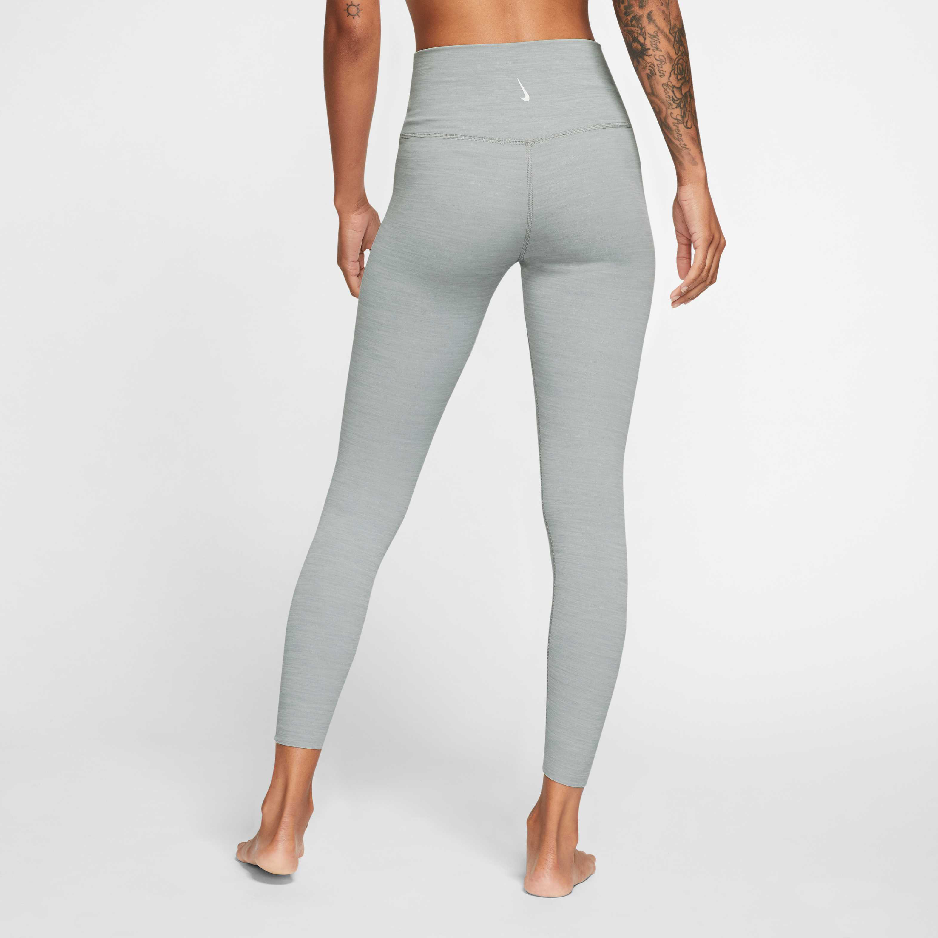 Nike Yoga Dri-FIT Luxe image number 1