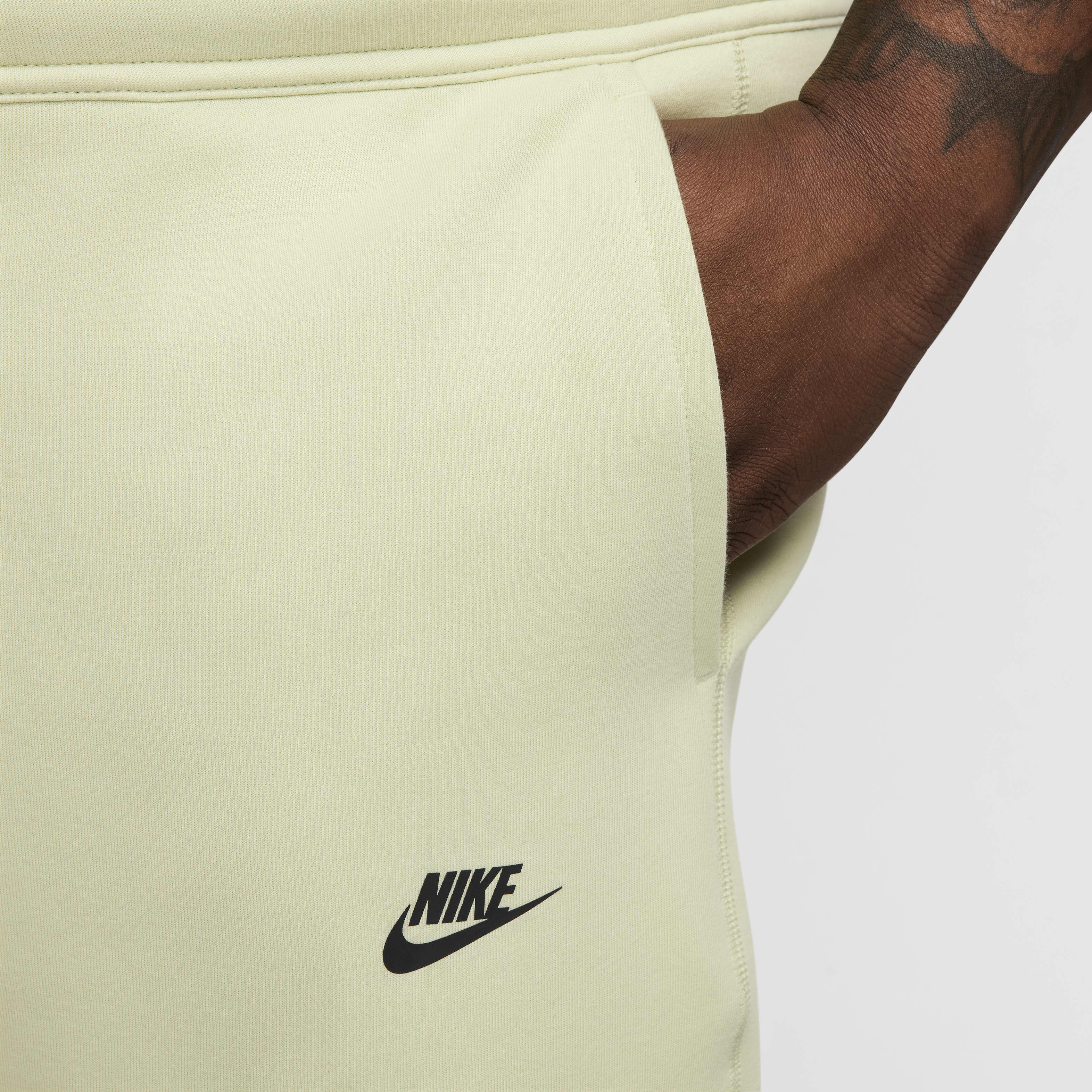 Nike Sportswear Tech Fleece image number 13