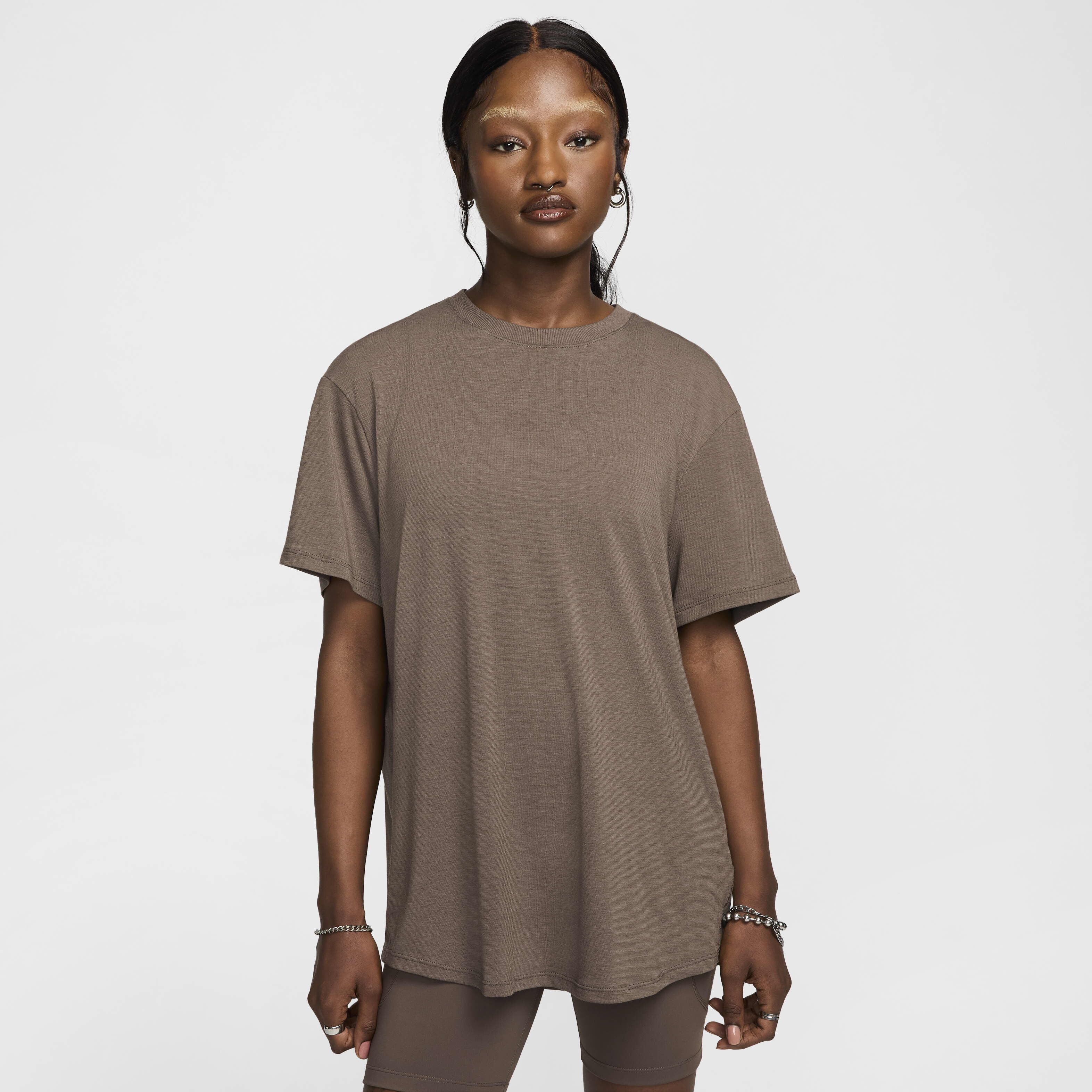 Grey nike gym top 2025
