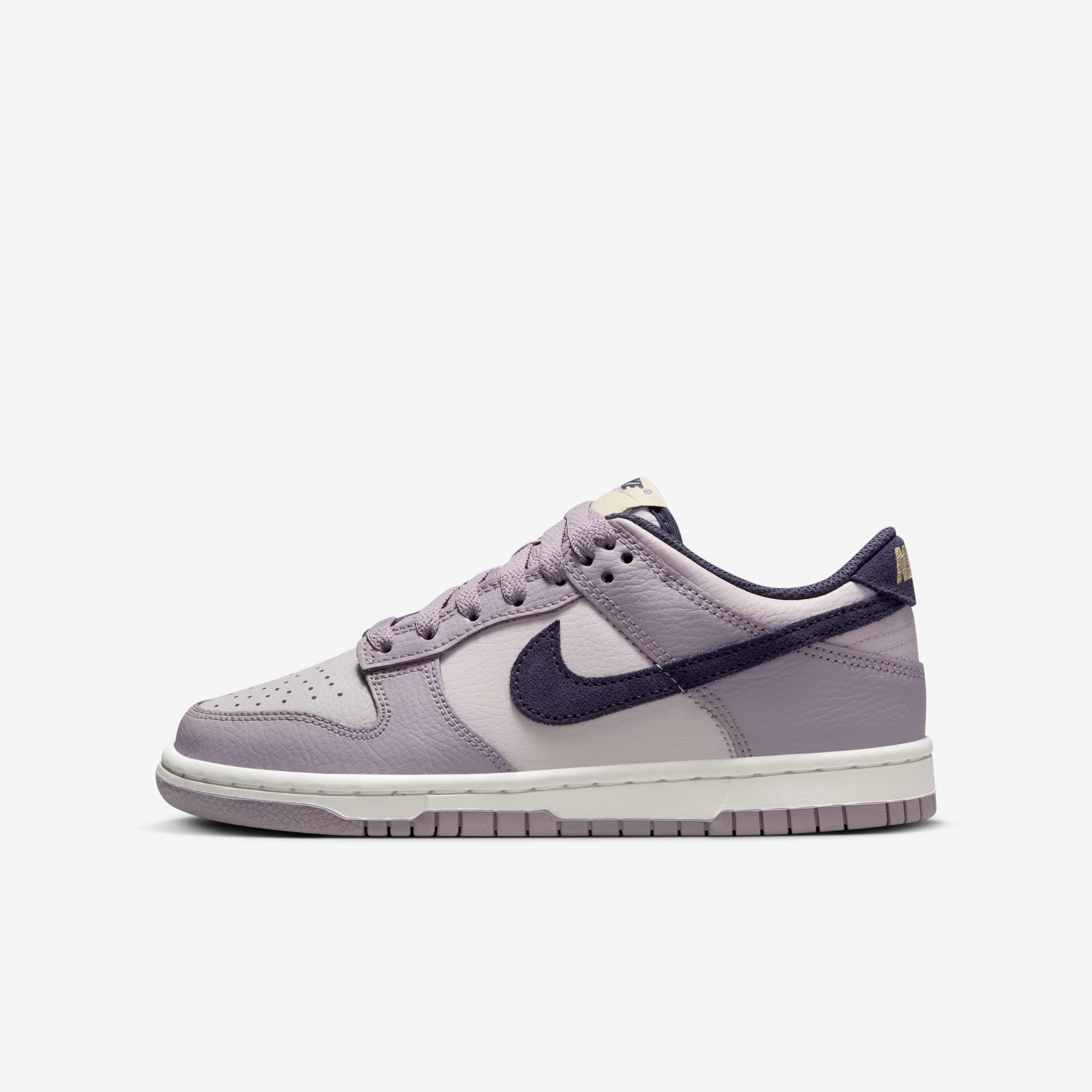 Shop Nike Dunk Online Find Latest Launches Here Nike UAE