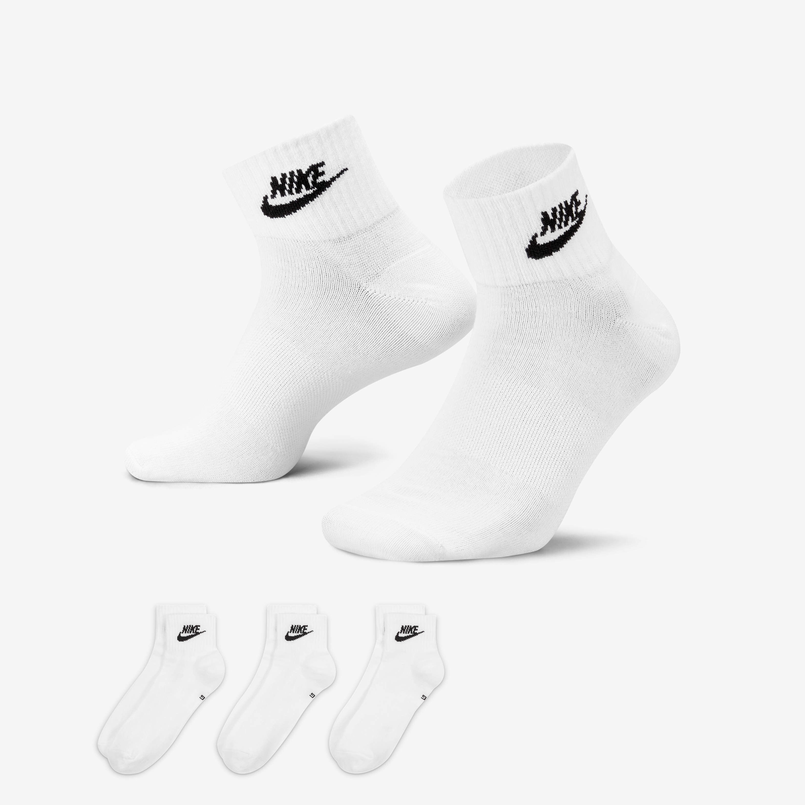 Nike Everyday Essential image number 0