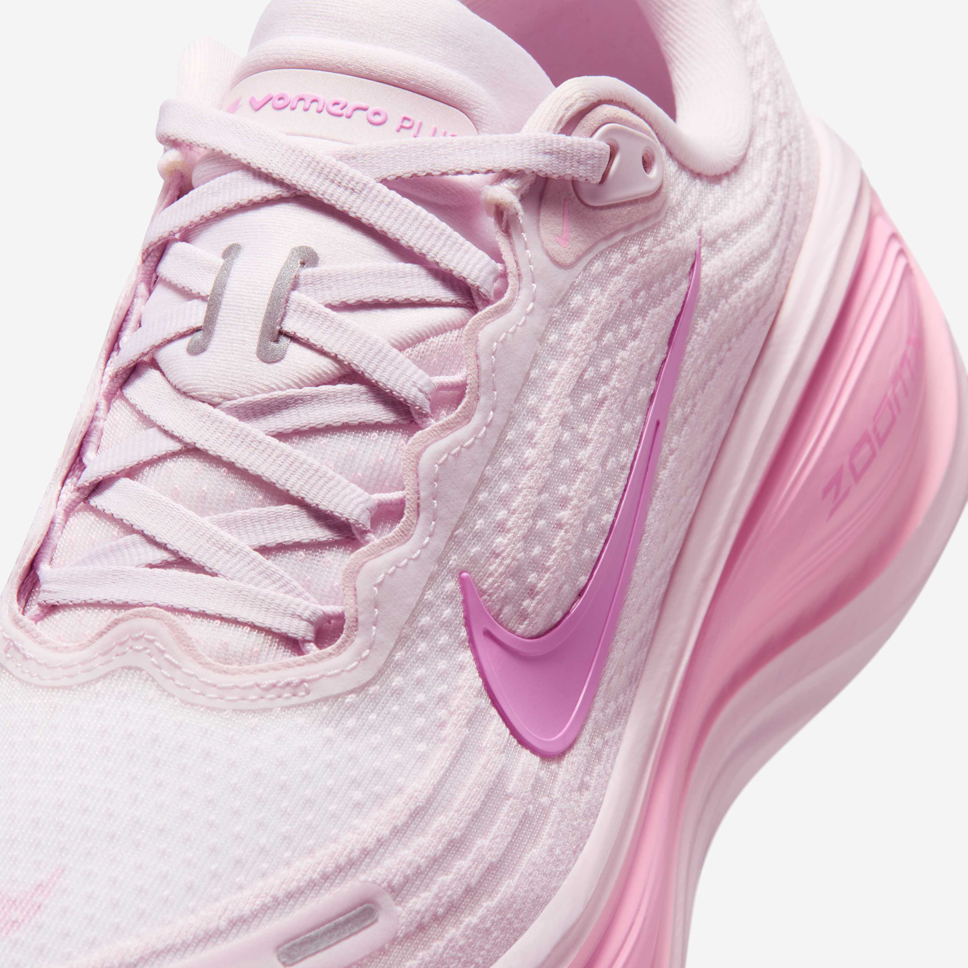 Nike Vomero Plus image number 6