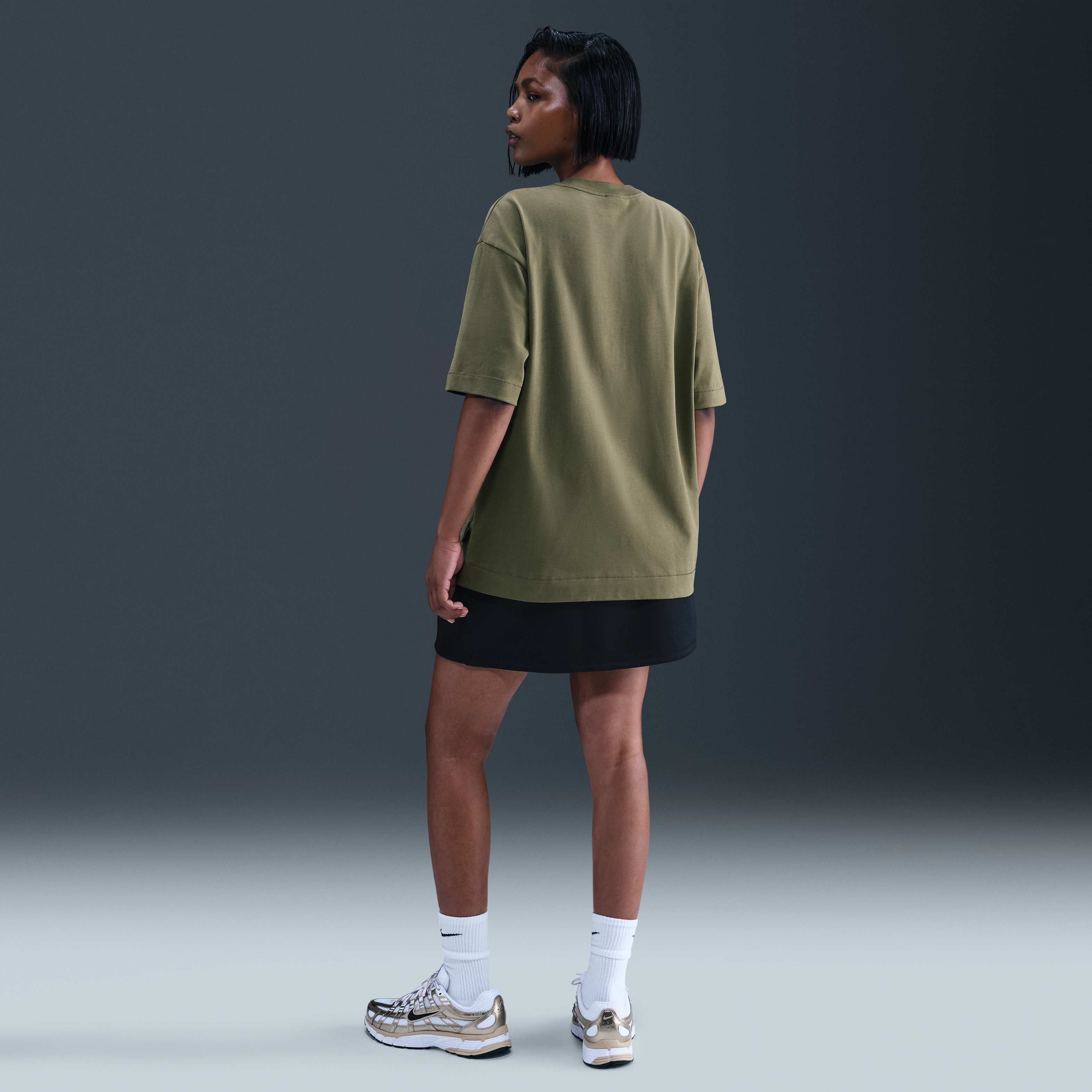 نايكي سبورتسوير image number 4